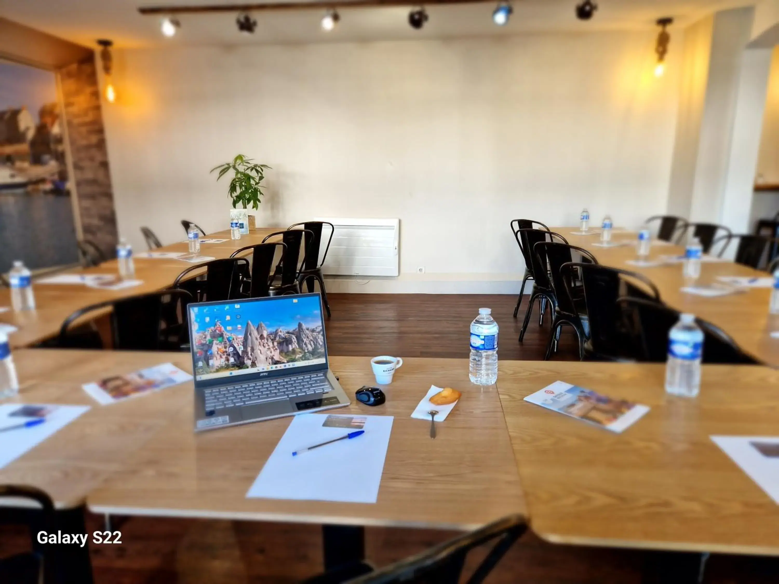 Property building in Hotel Eisenhower Property building in Hotel Eisenhower