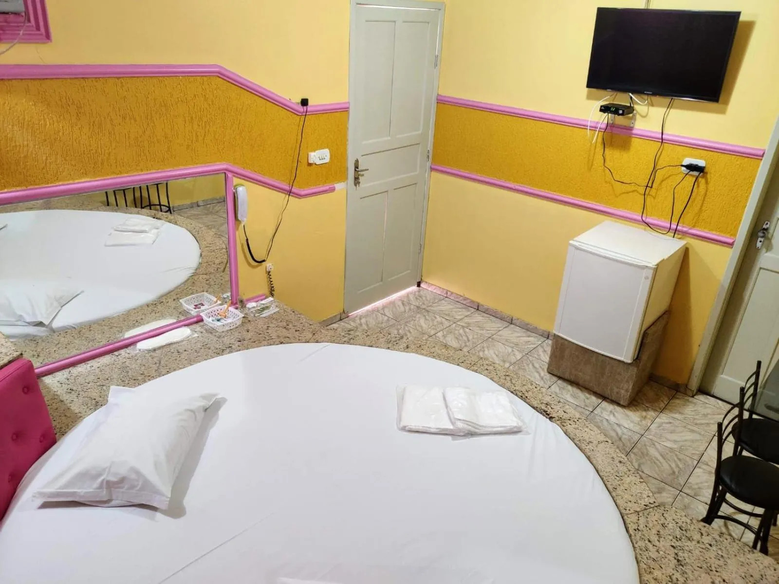 Bed in Hotel Paraíso