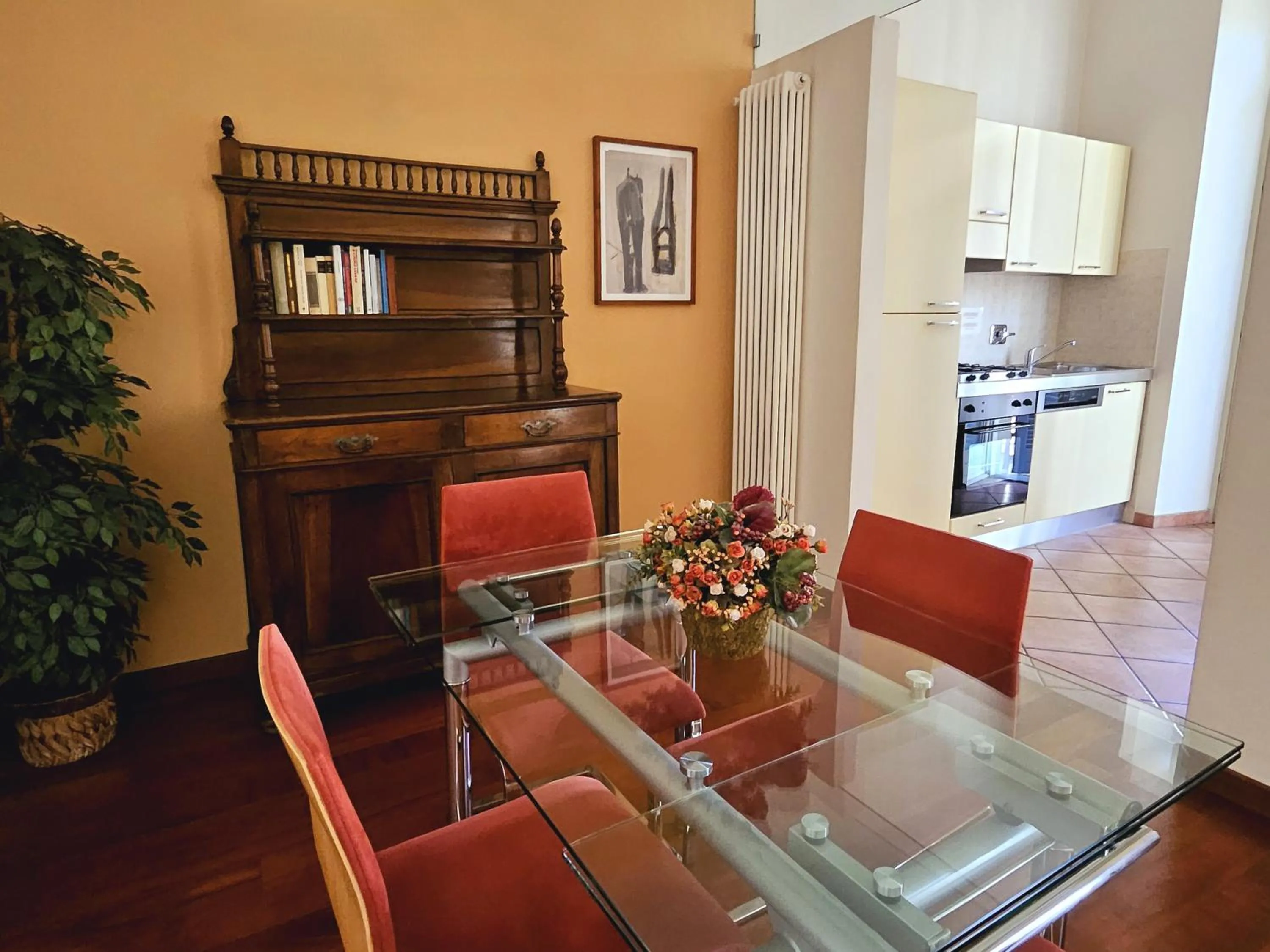 Kitchen or kitchenette in Loger Confort Residence & Apartments