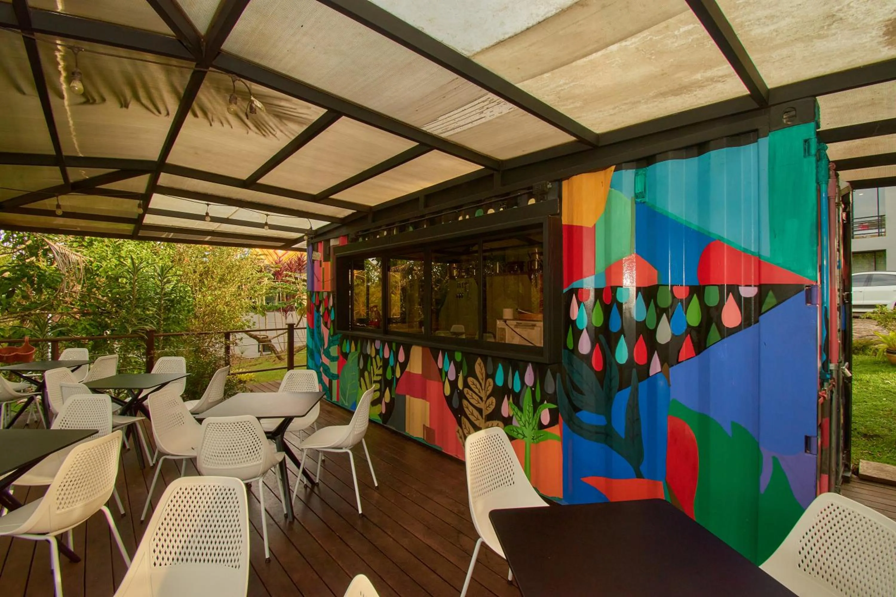 Restaurant/places to eat in Kokumi by Bernalo Hotels