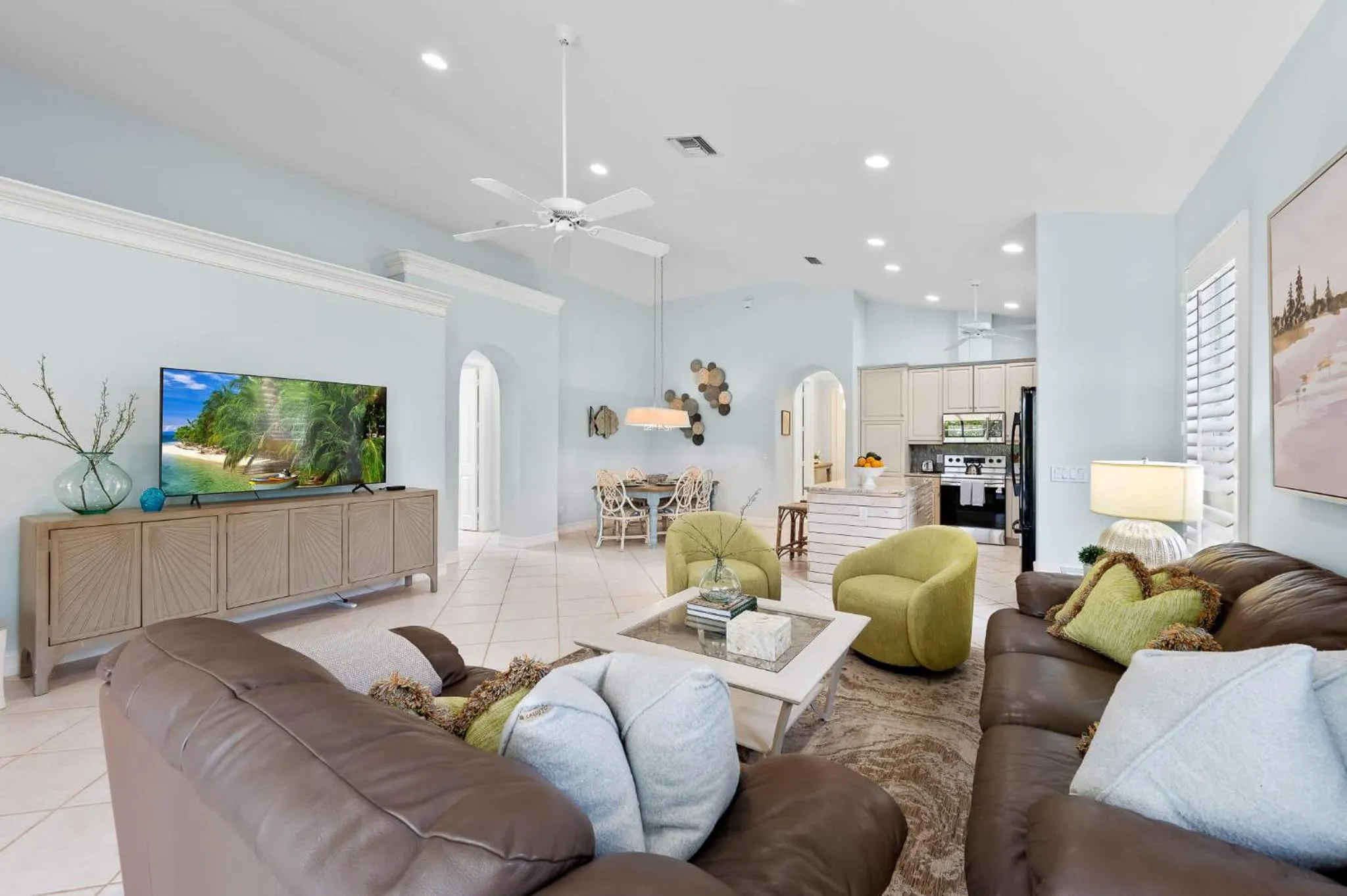 TV and multimedia in Neapolitan Vacation Rental