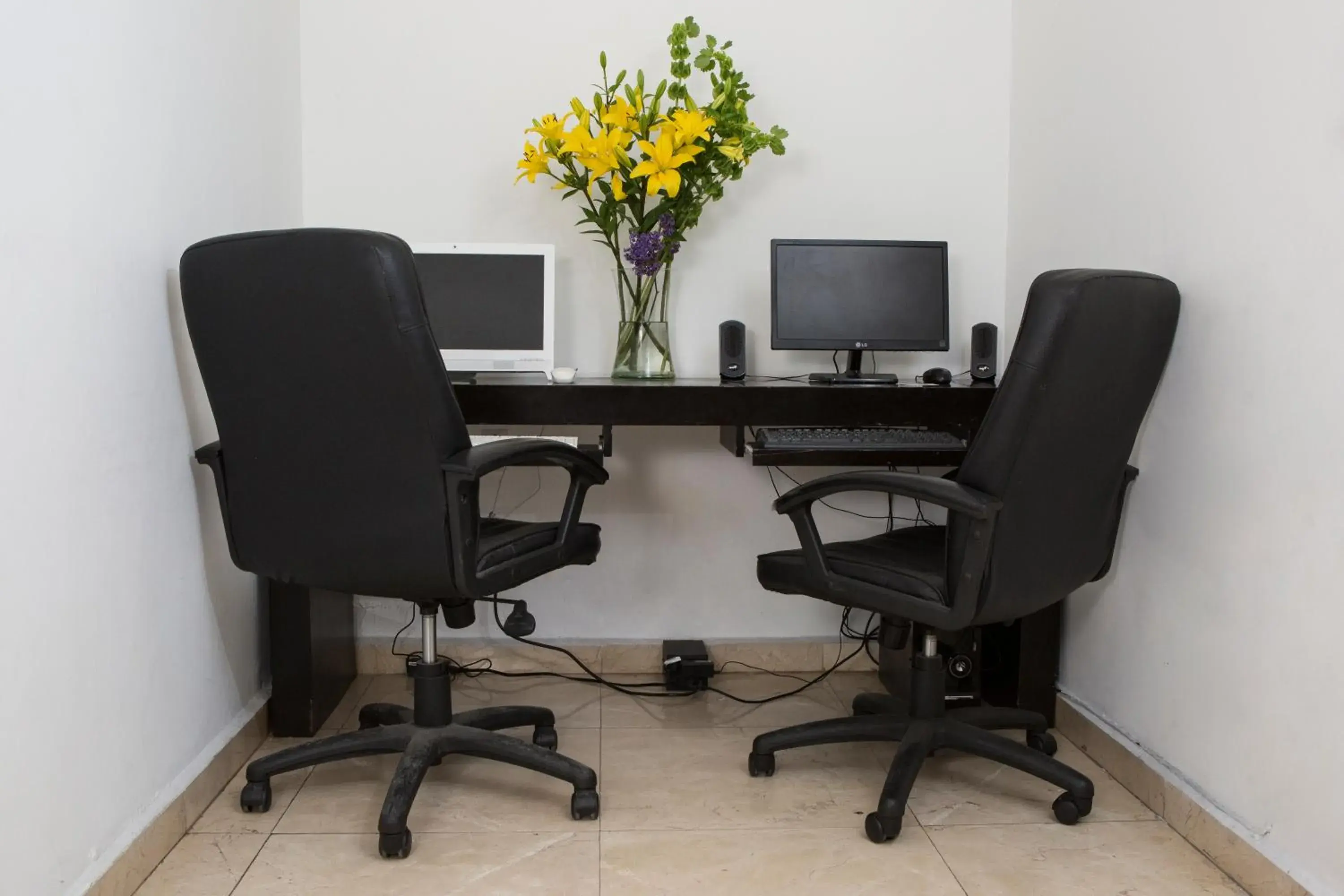 Seating area in Suites Parioli Seating area in Suites Parioli