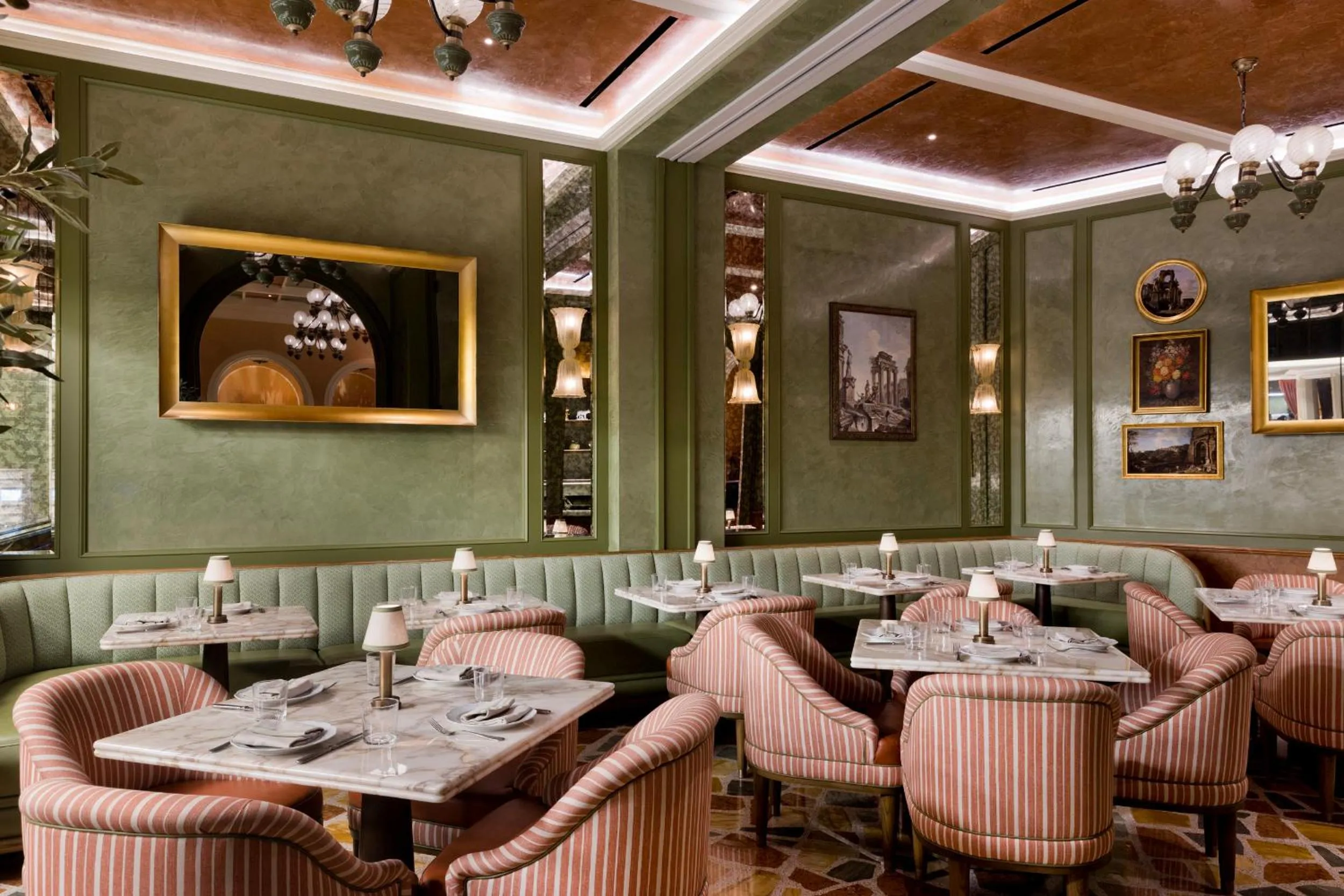 Restaurant/places to eat in Fontainebleau Las Vegas