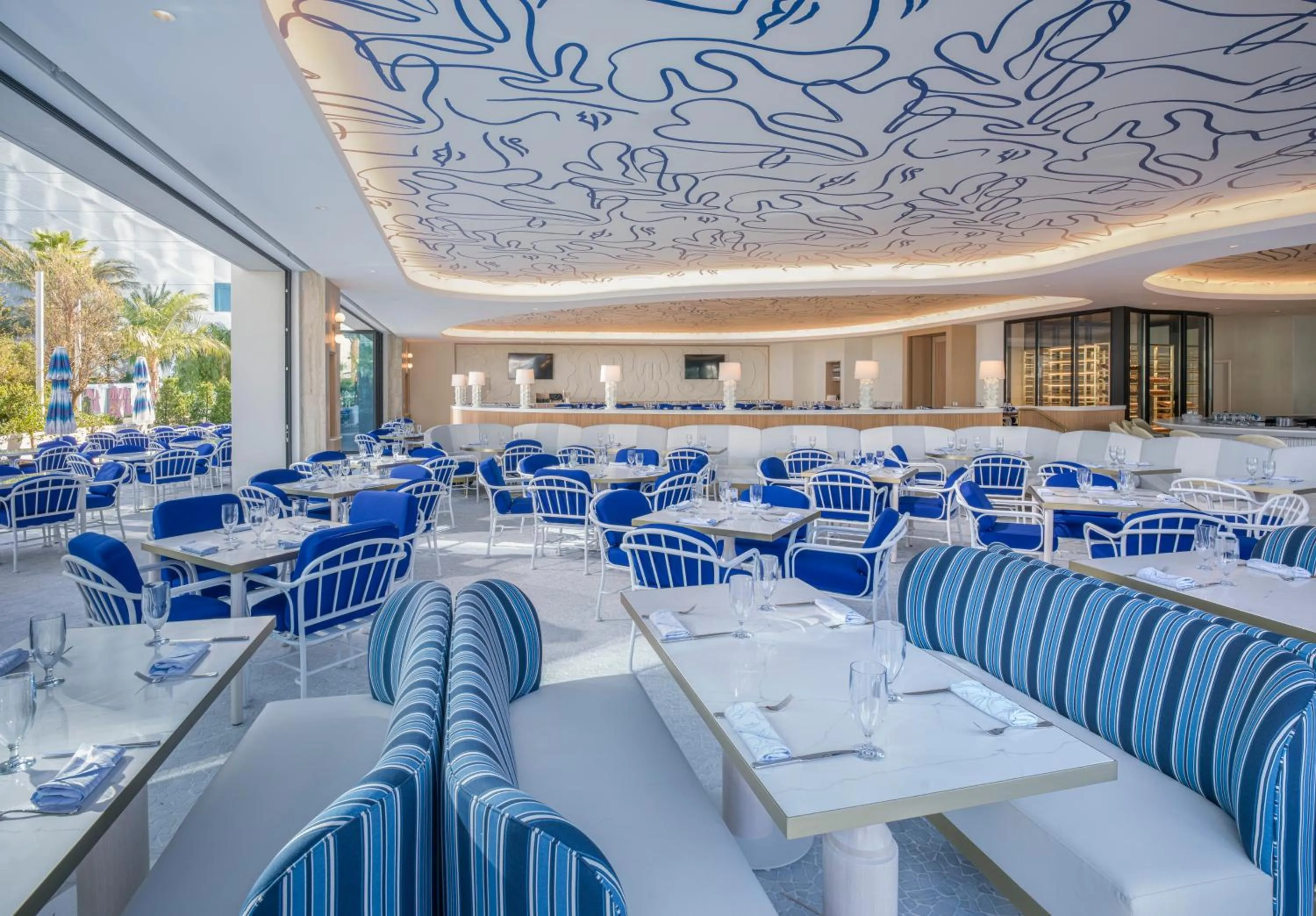 Restaurant/places to eat in Fontainebleau Las Vegas