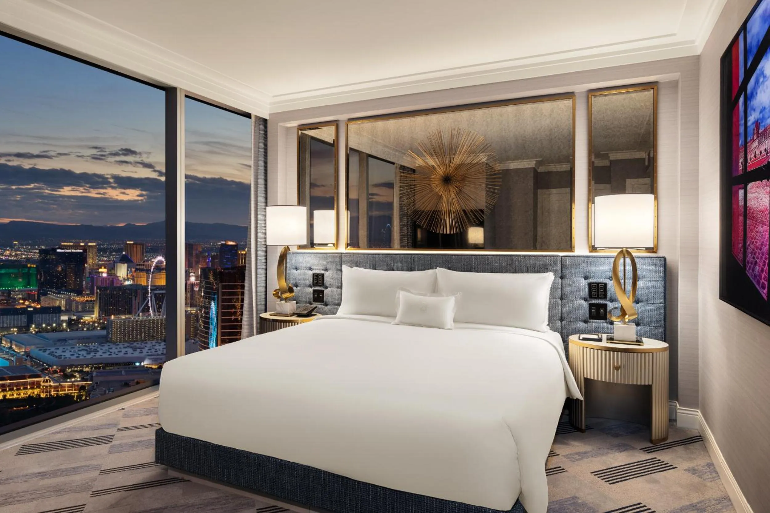Bedroom, Bed in Fontainebleau Las Vegas