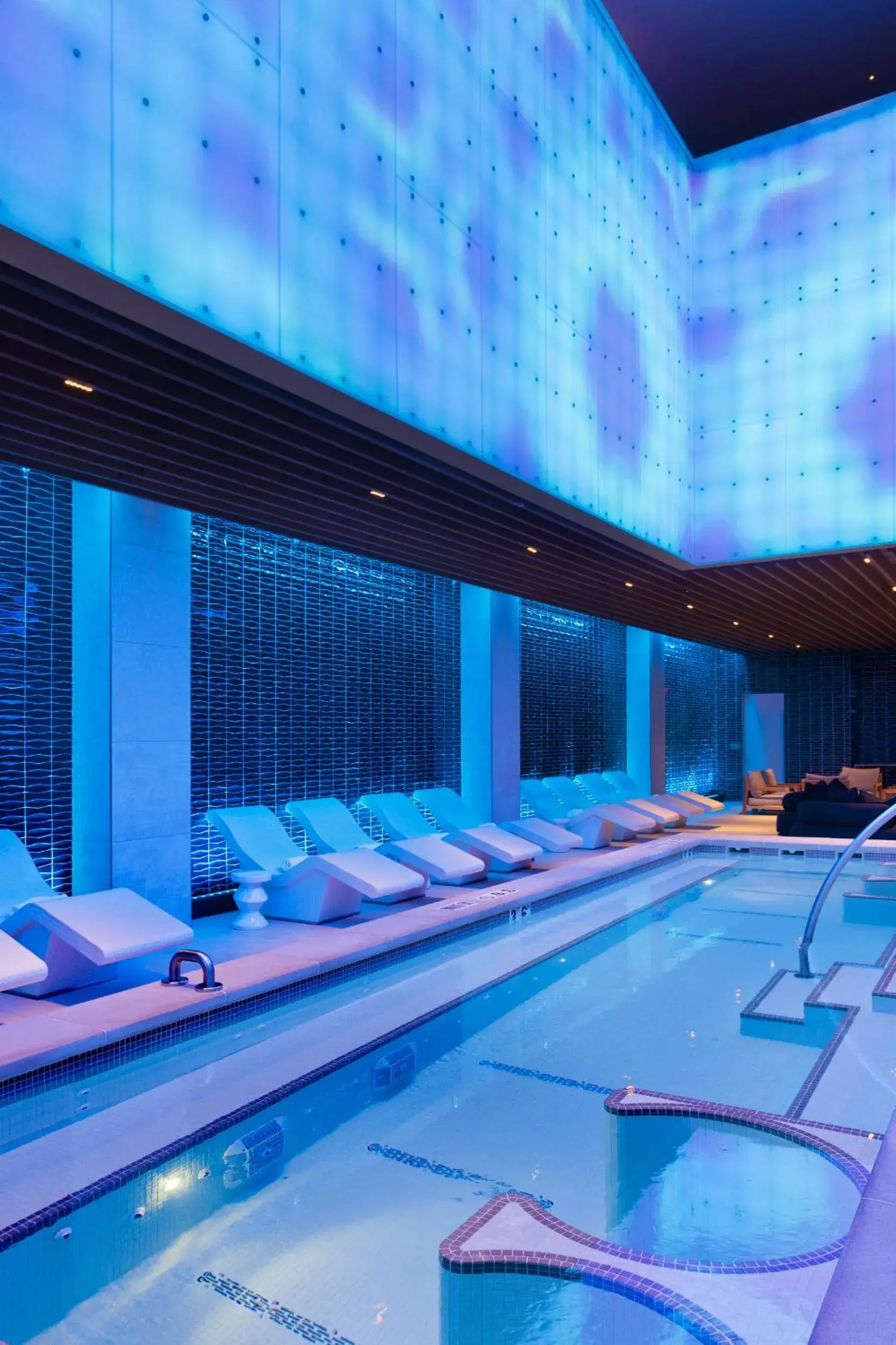 Spa and wellness centre/facilities in Fontainebleau Las Vegas, MICHELIN Key Award Hotel Spa and wellness centre/facilities in Fontainebleau Las Vegas, MICHELIN Key Award Hotel