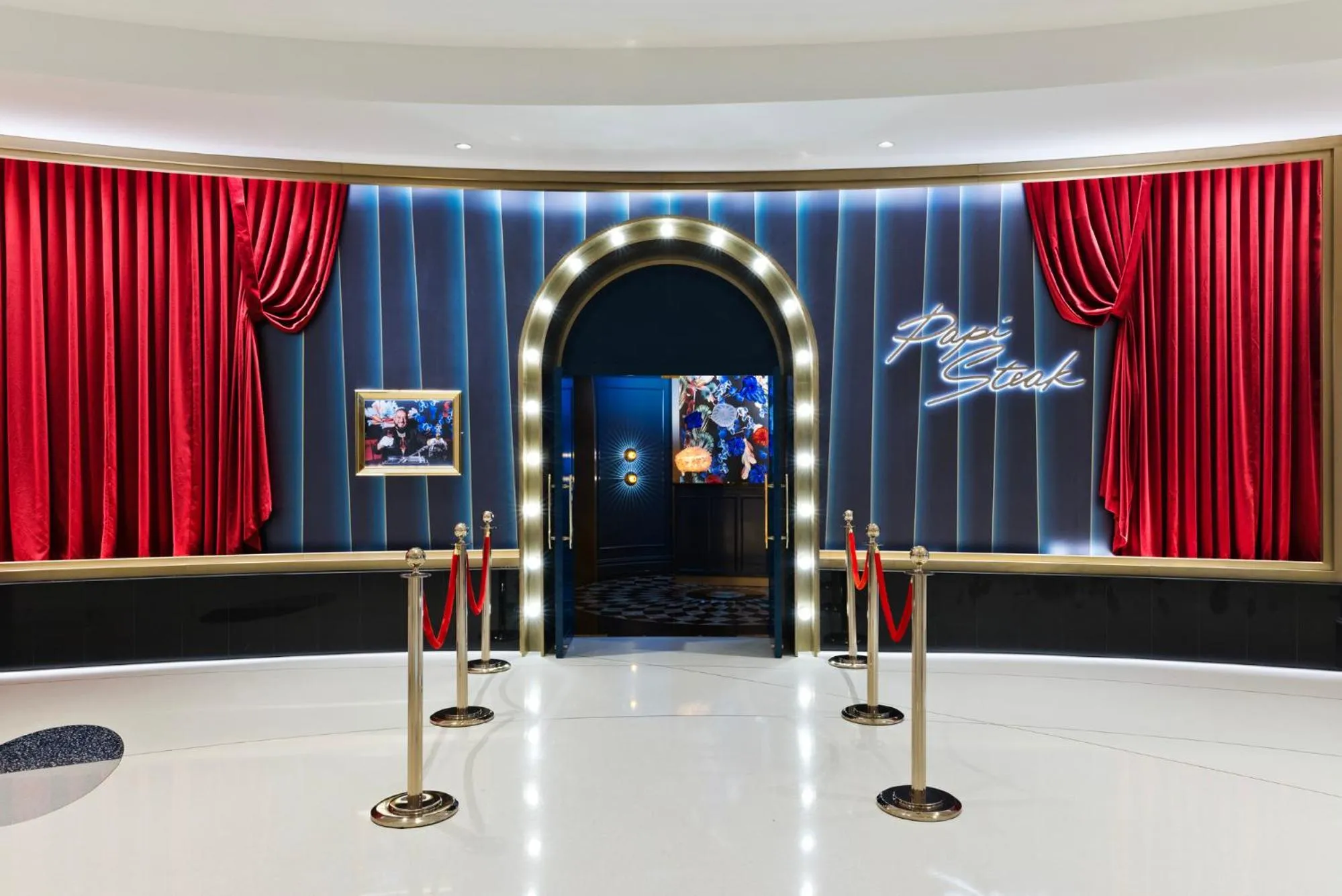 Restaurant/places to eat in Fontainebleau Las Vegas