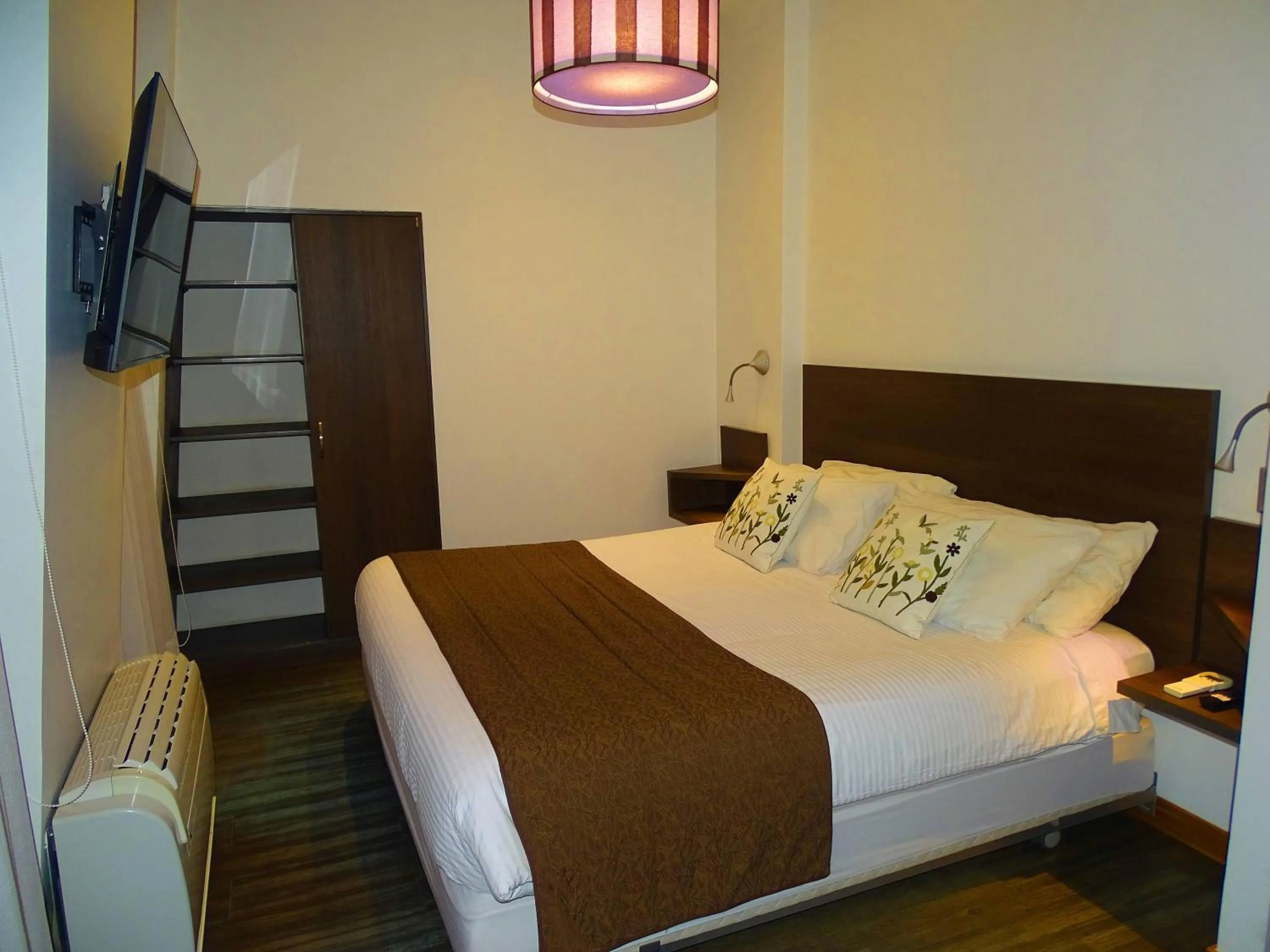 Bed in BHB Hotel Boutique