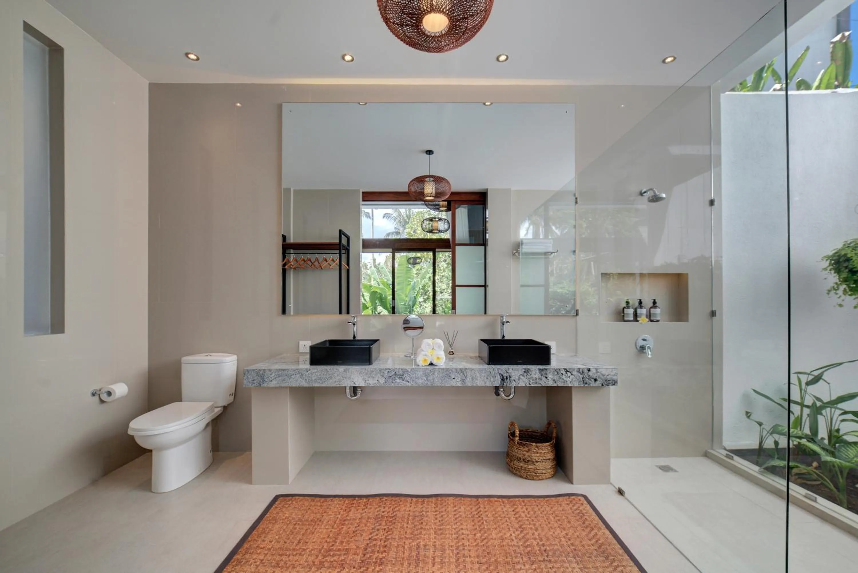 Shower in The Studios Ubud-Adult Only