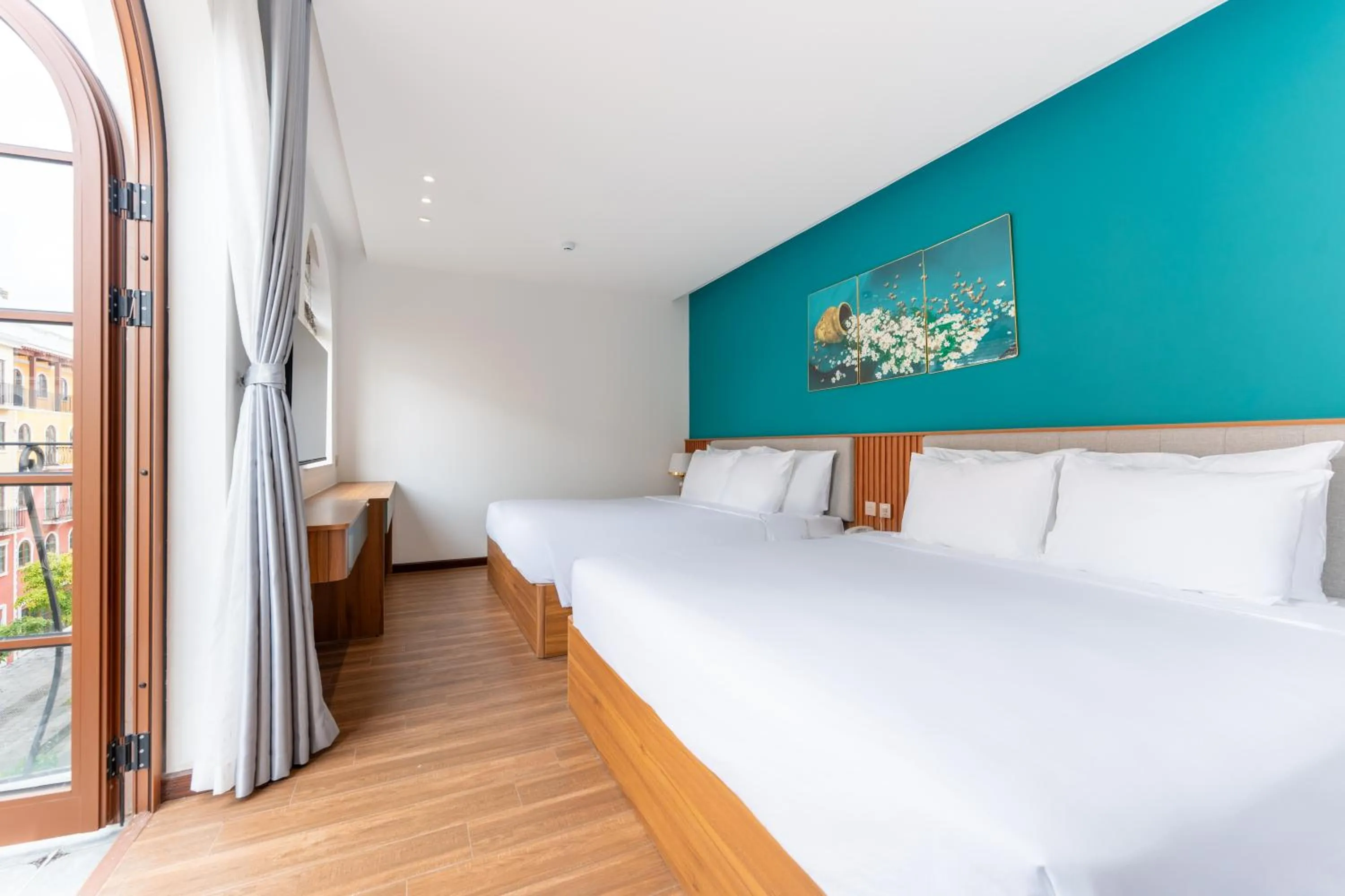 Bed in Mimosa Hotel Phú Quốc