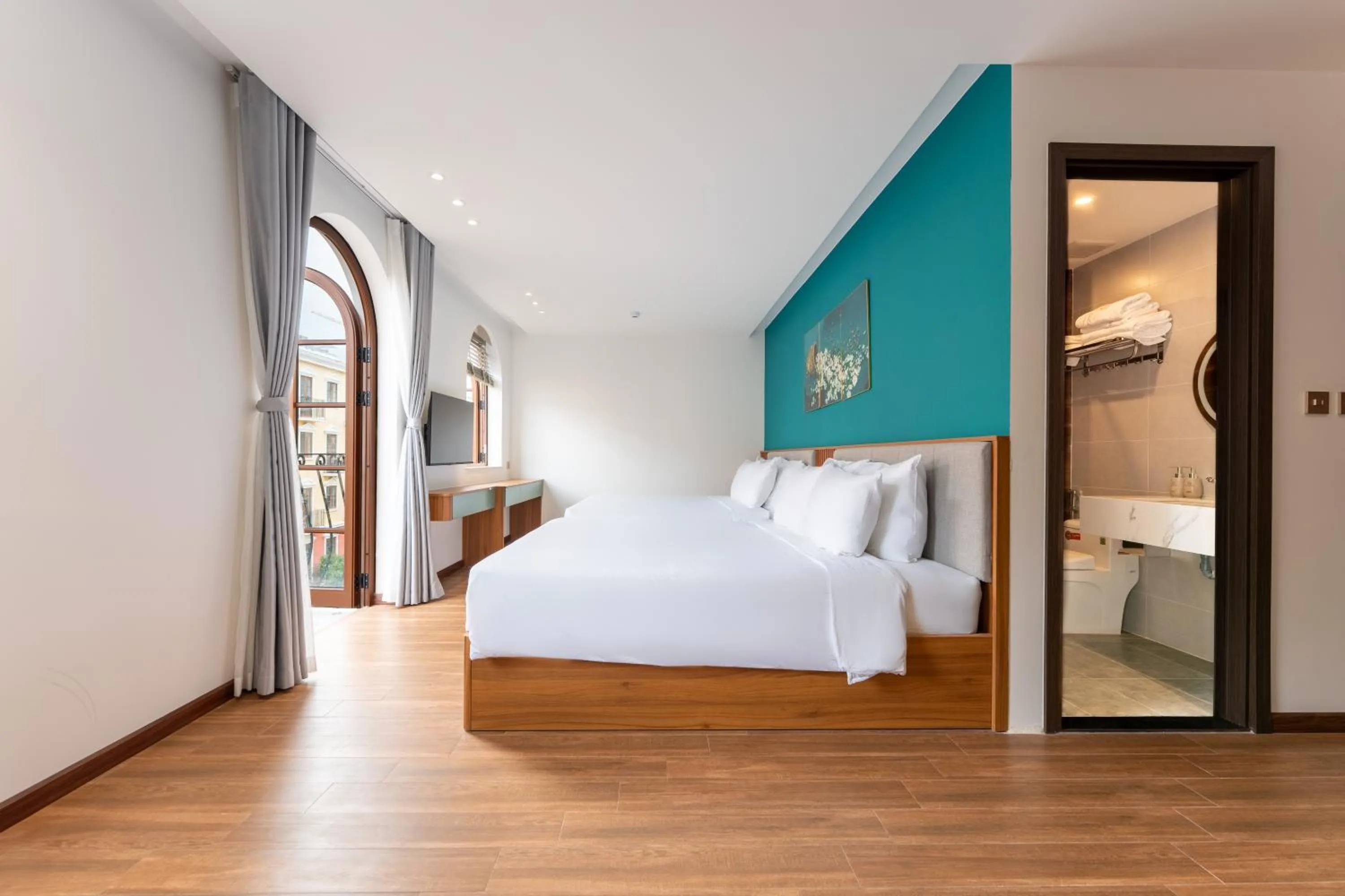 Bed in Mimosa Hotel Phú Quốc