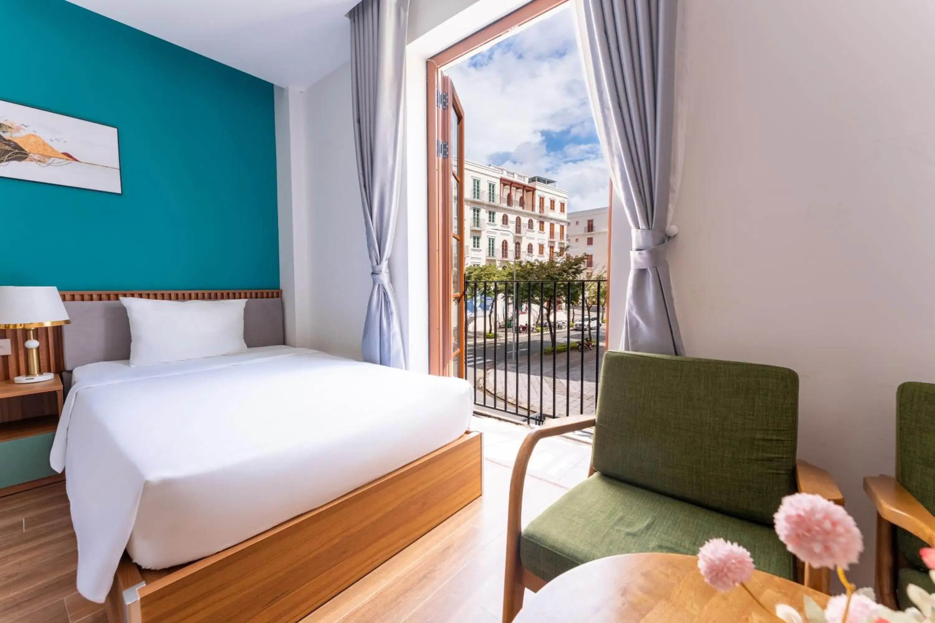 Superior Twin Room with Balcony and City View in Mimosa Hotel Phú Quốc Superior Twin Room with Balcony and City View in Mimosa Hotel Phú Quốc