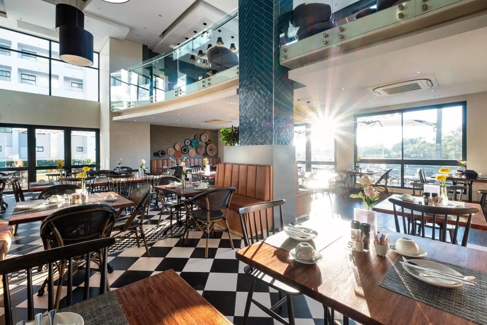 Restaurant/places to eat in STAY Menlyn