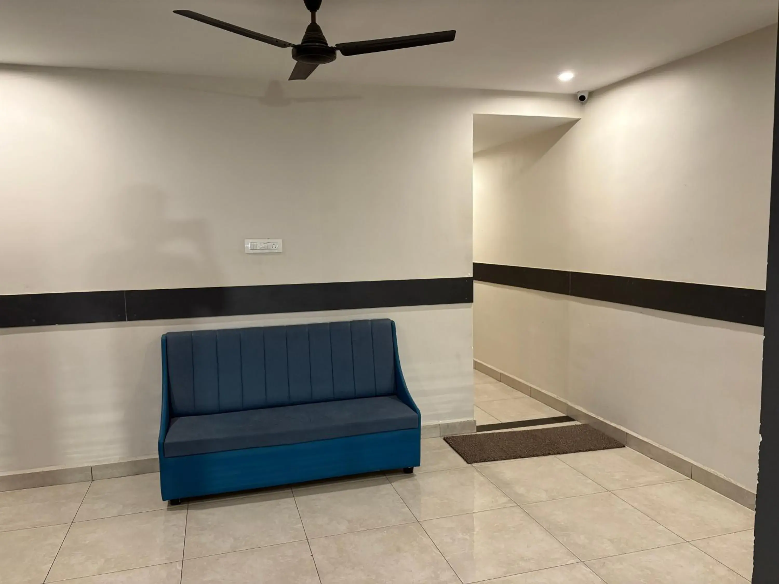 Seating area in Hotel Park Varaahi Seating area in Hotel Park Varaahi