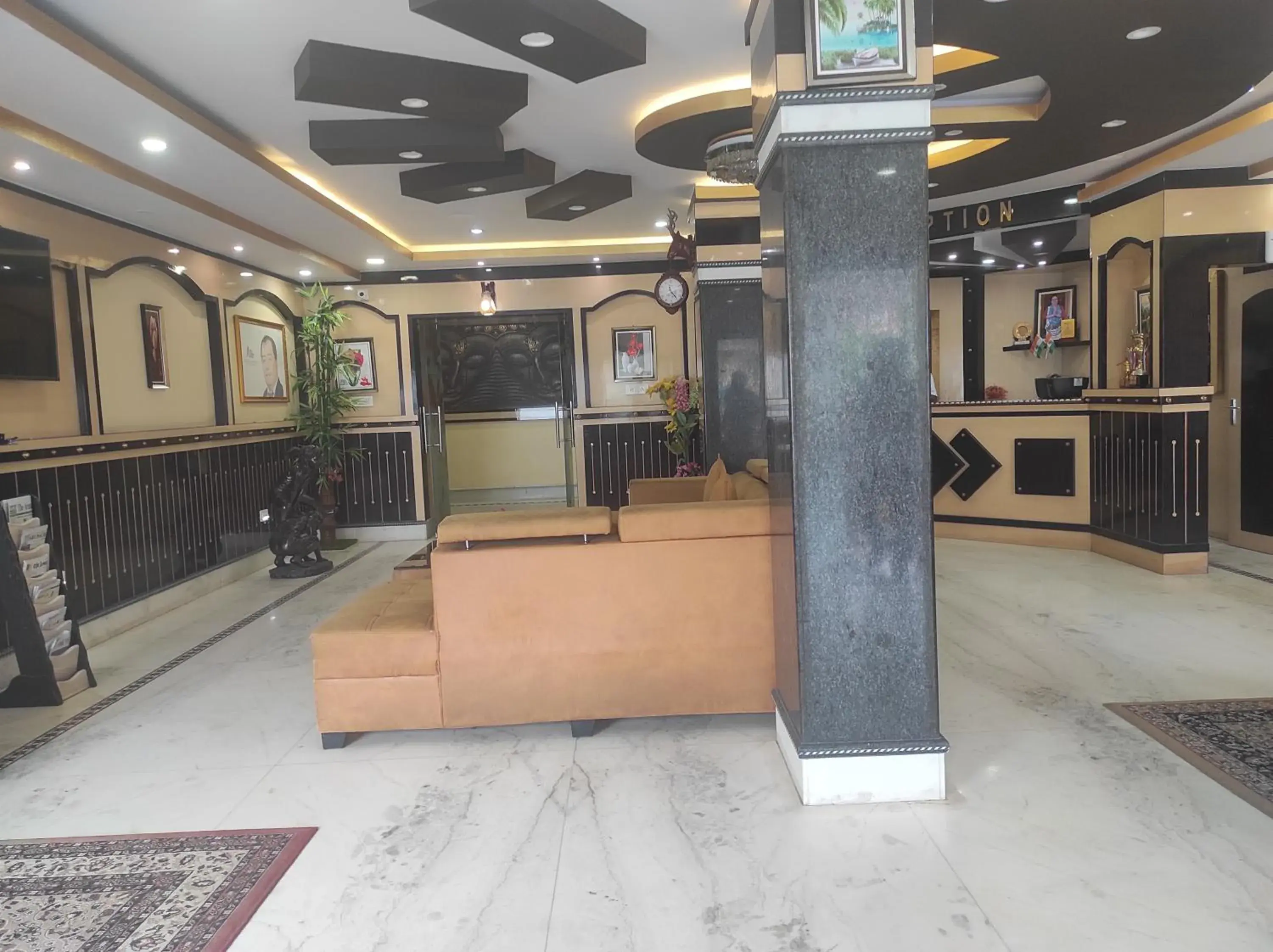 Lobby or reception in Hotel Rising Sun Lobby or reception in Hotel Rising Sun