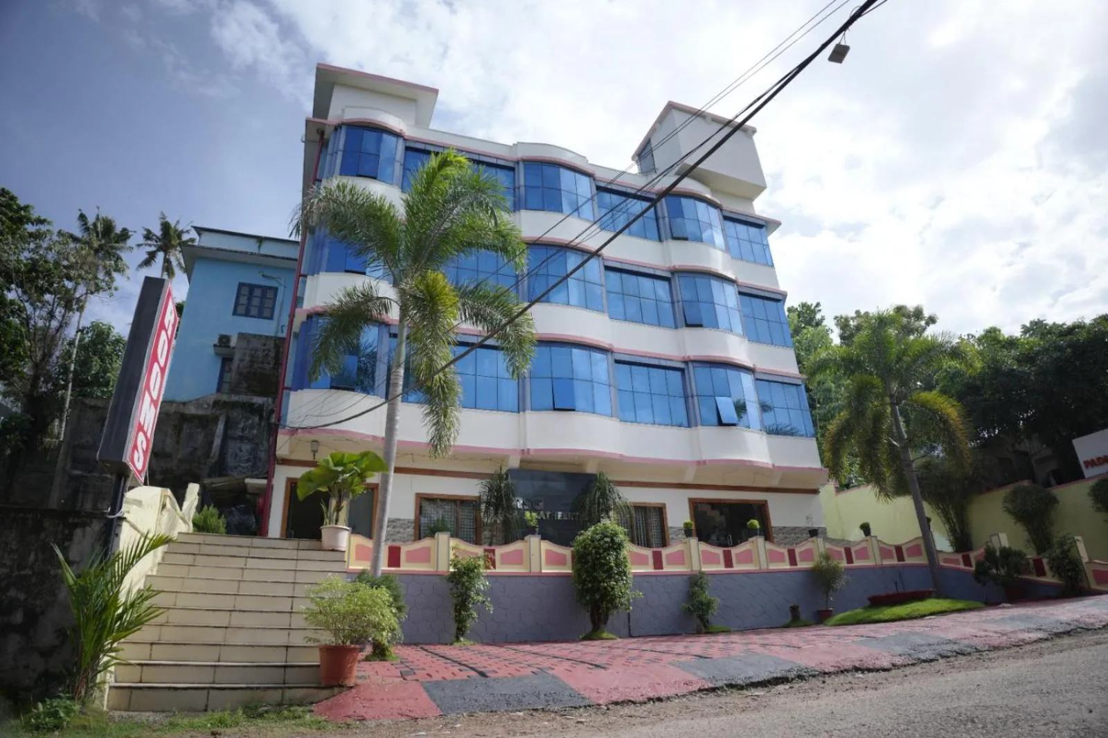 Property building in Padmatheertham Inn