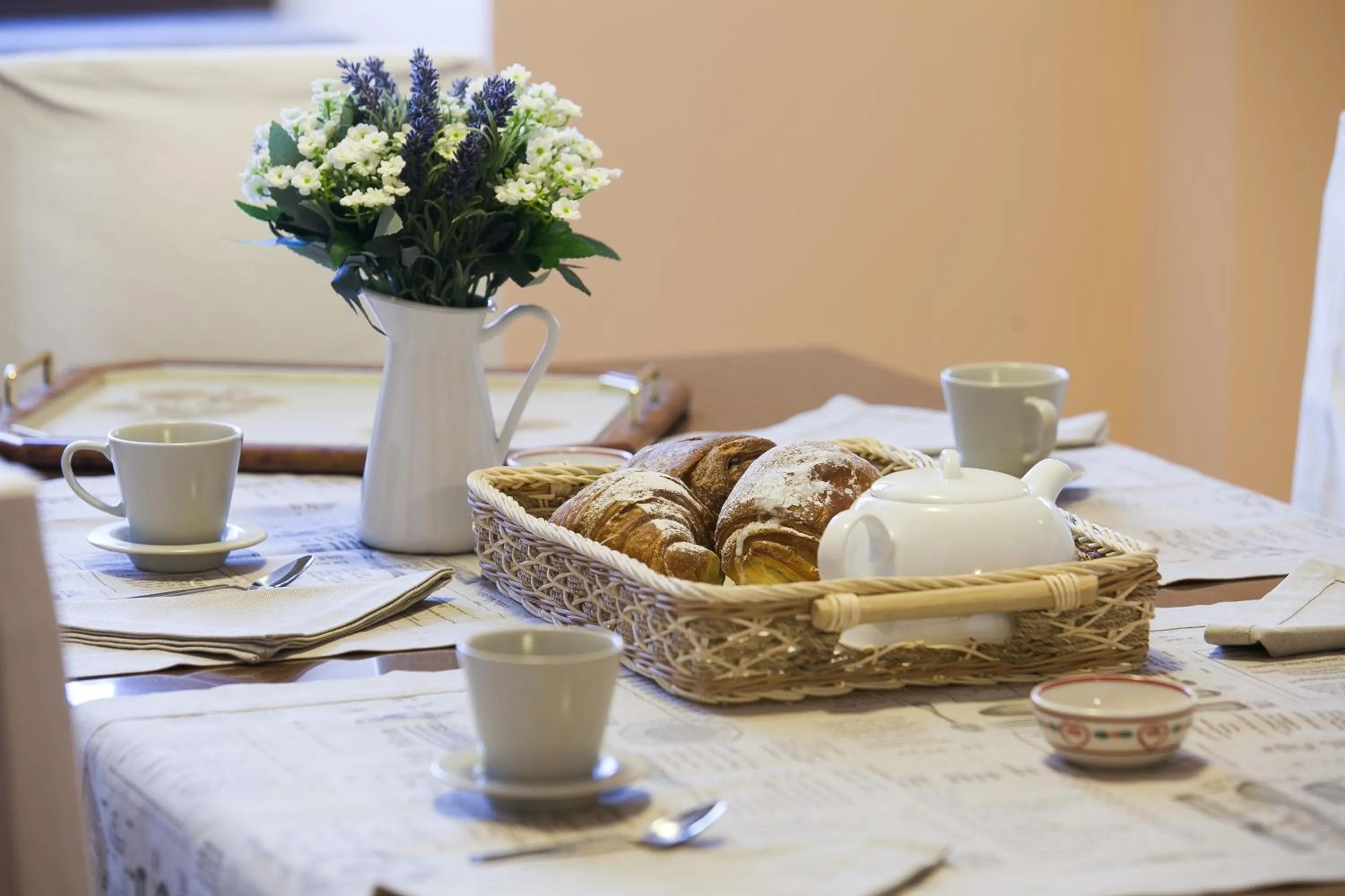 Continental breakfast in B&B Al Colle