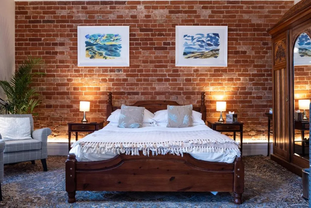 Bed in The Grove Cromer