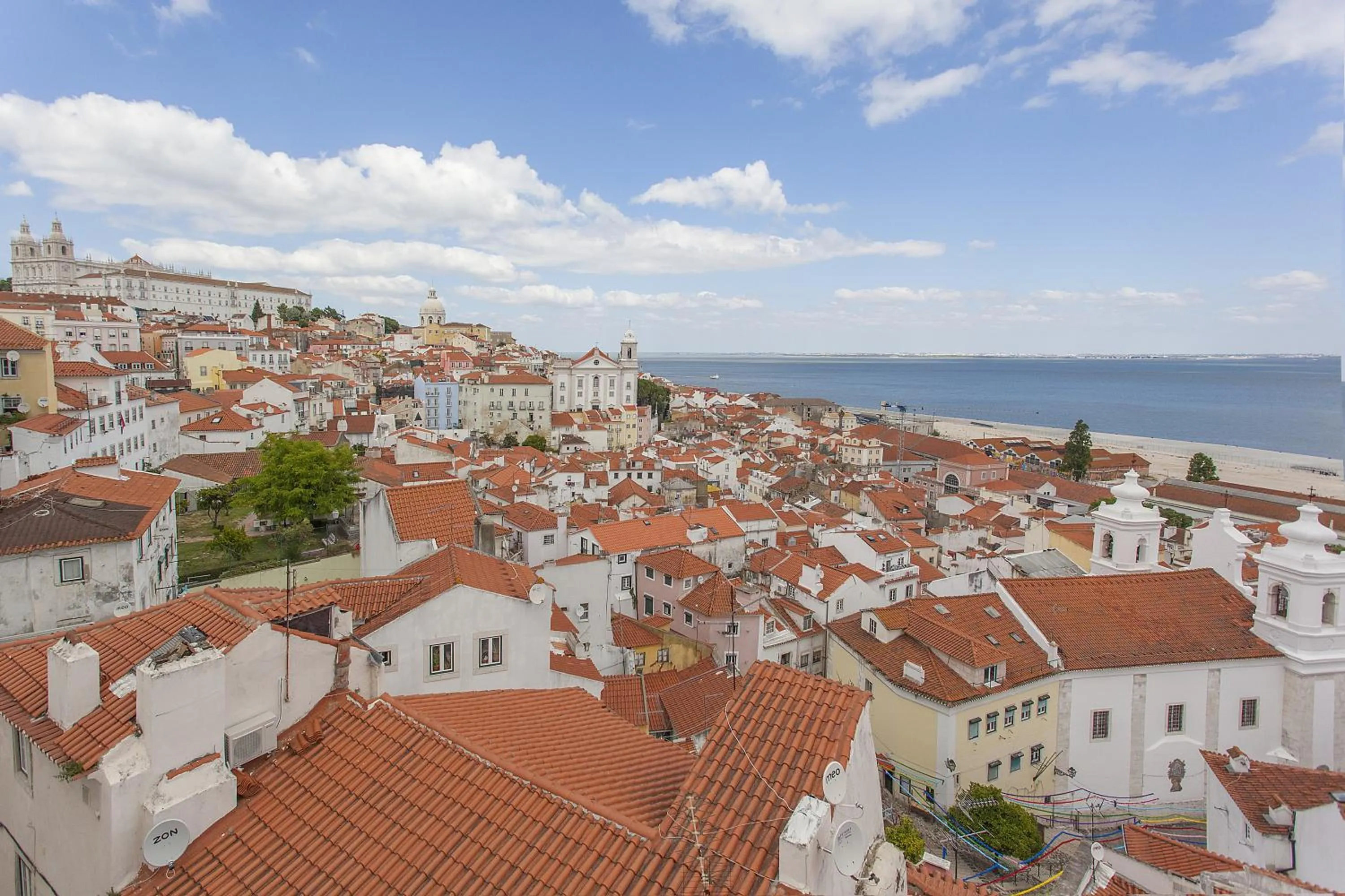 Area and facilities in Emporium Lisbon Suites