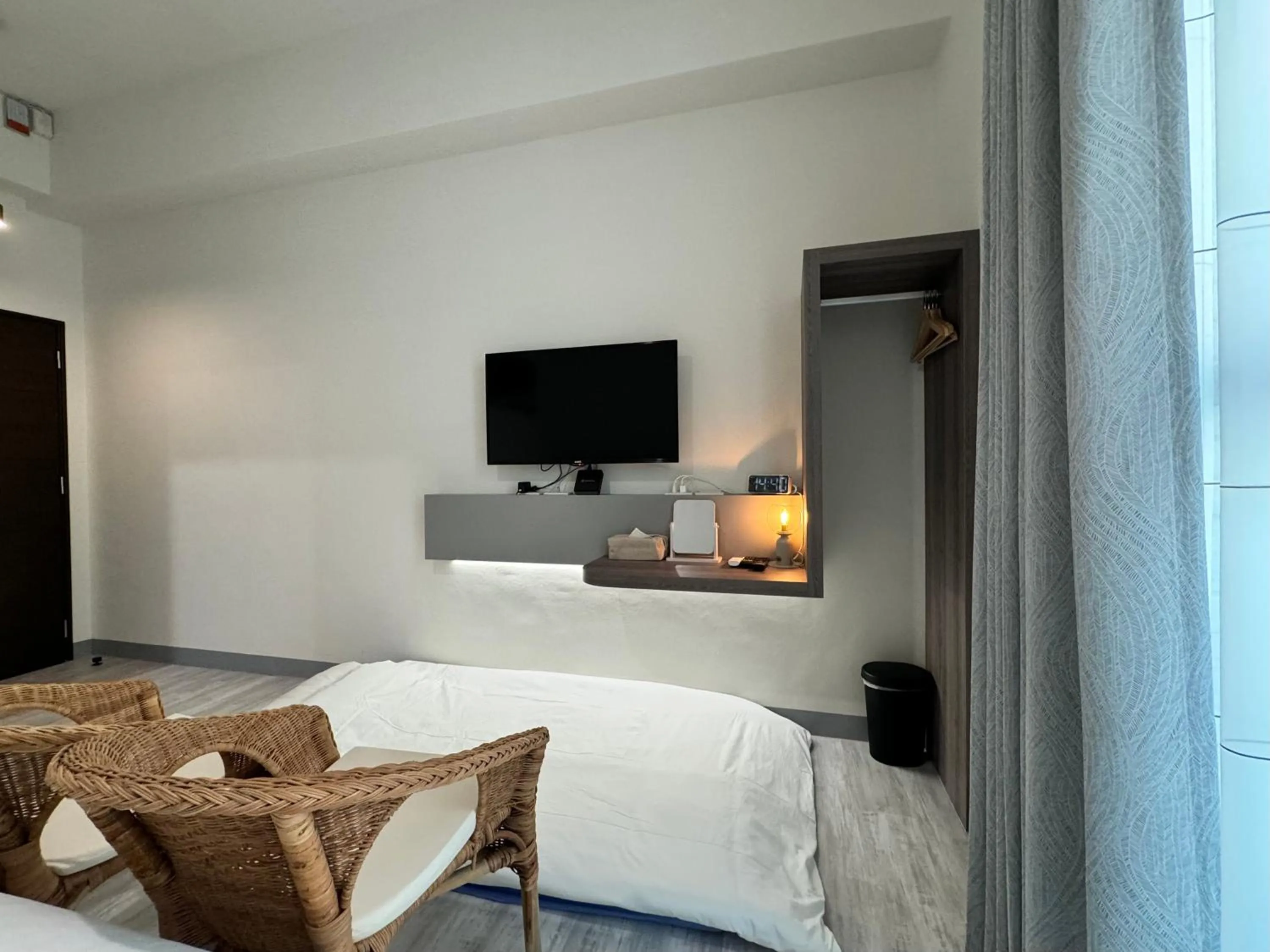 wardrobe, Bed in WinXin House