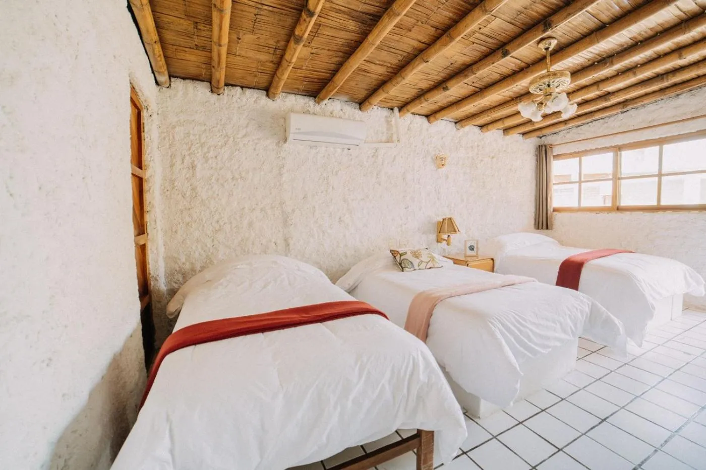 Photo of the whole room, Bed in Hotel Fundo El Arrabal