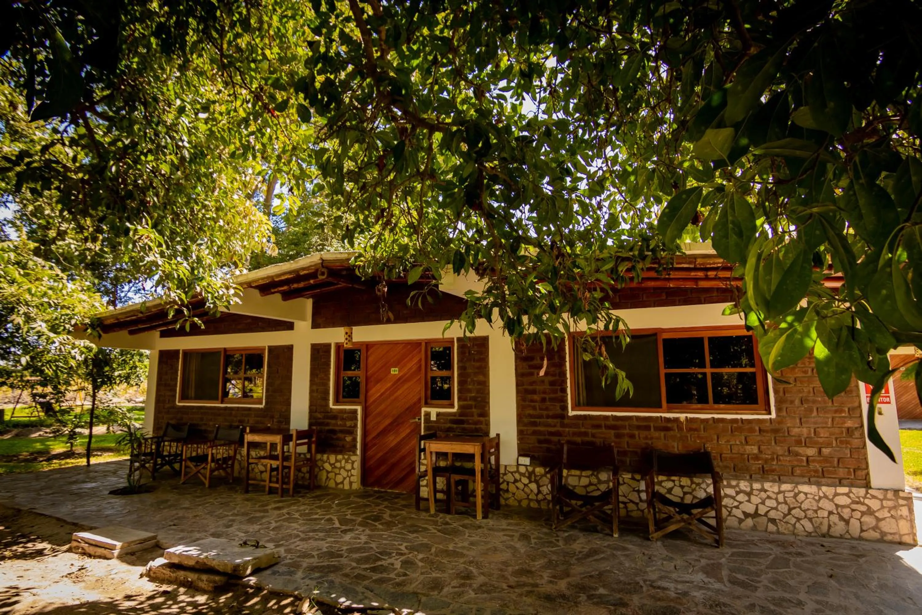 Facade/entrance in Hotel Fundo El Arrabal