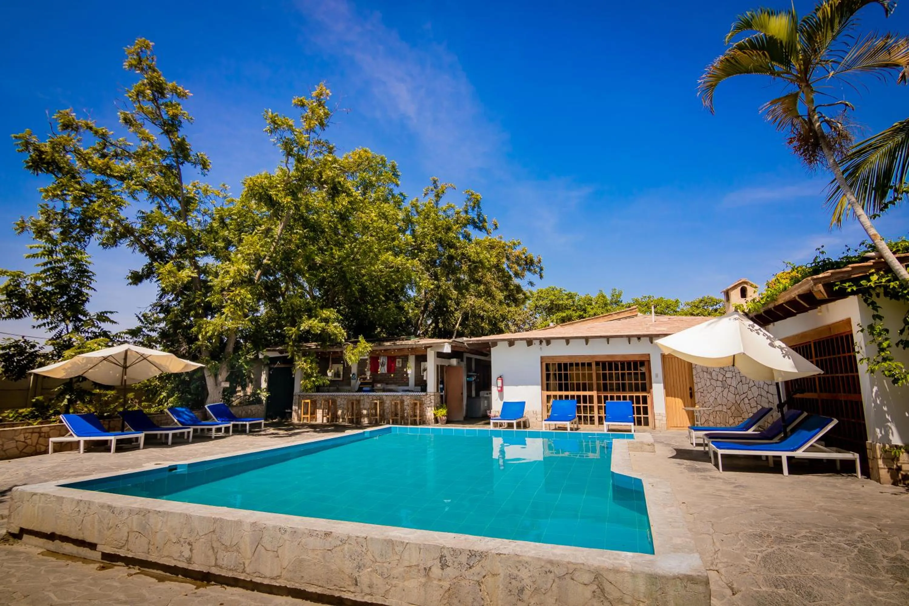 Swimming pool in Hotel Fundo El Arrabal