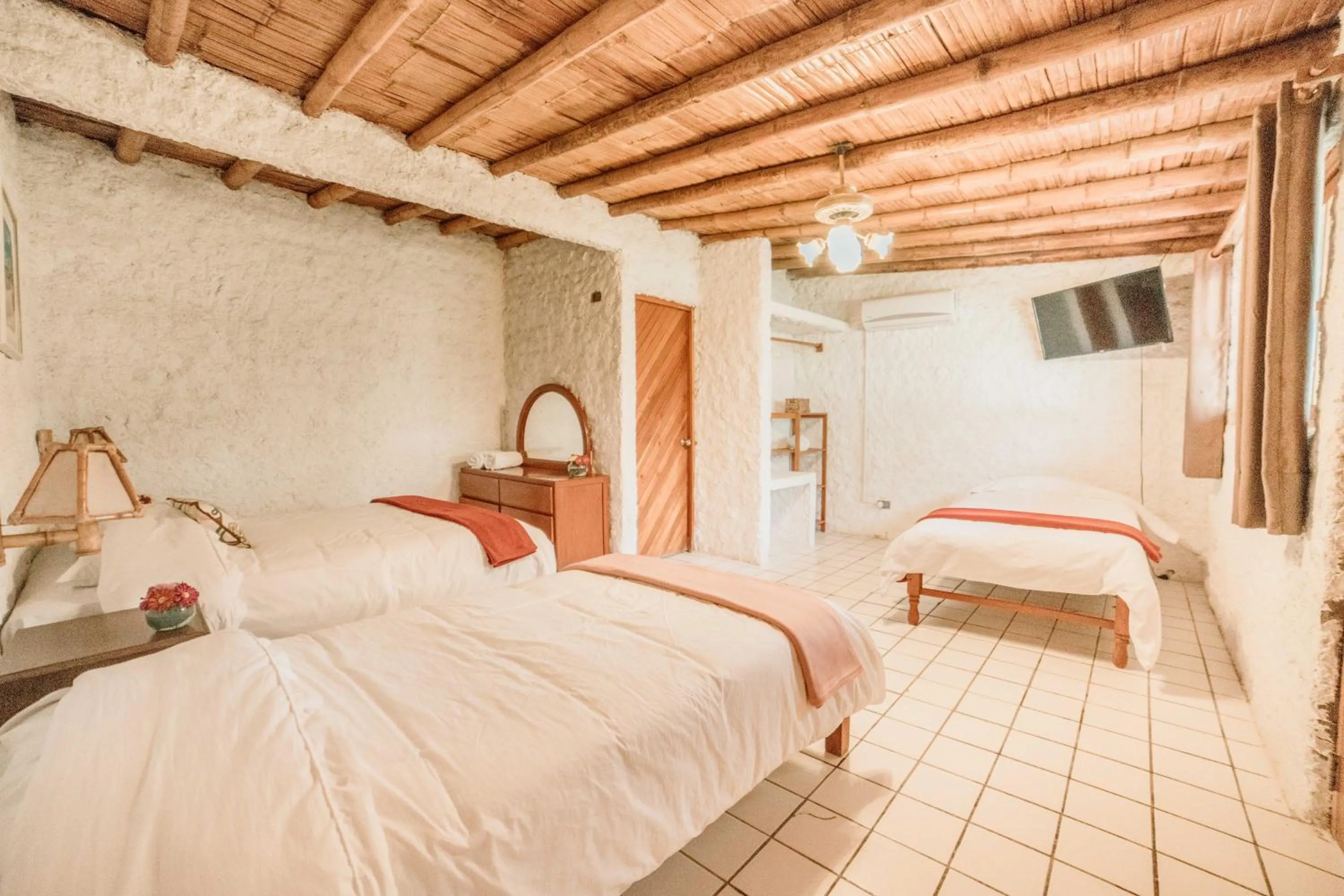 Photo of the whole room, Bed in Hotel Fundo El Arrabal