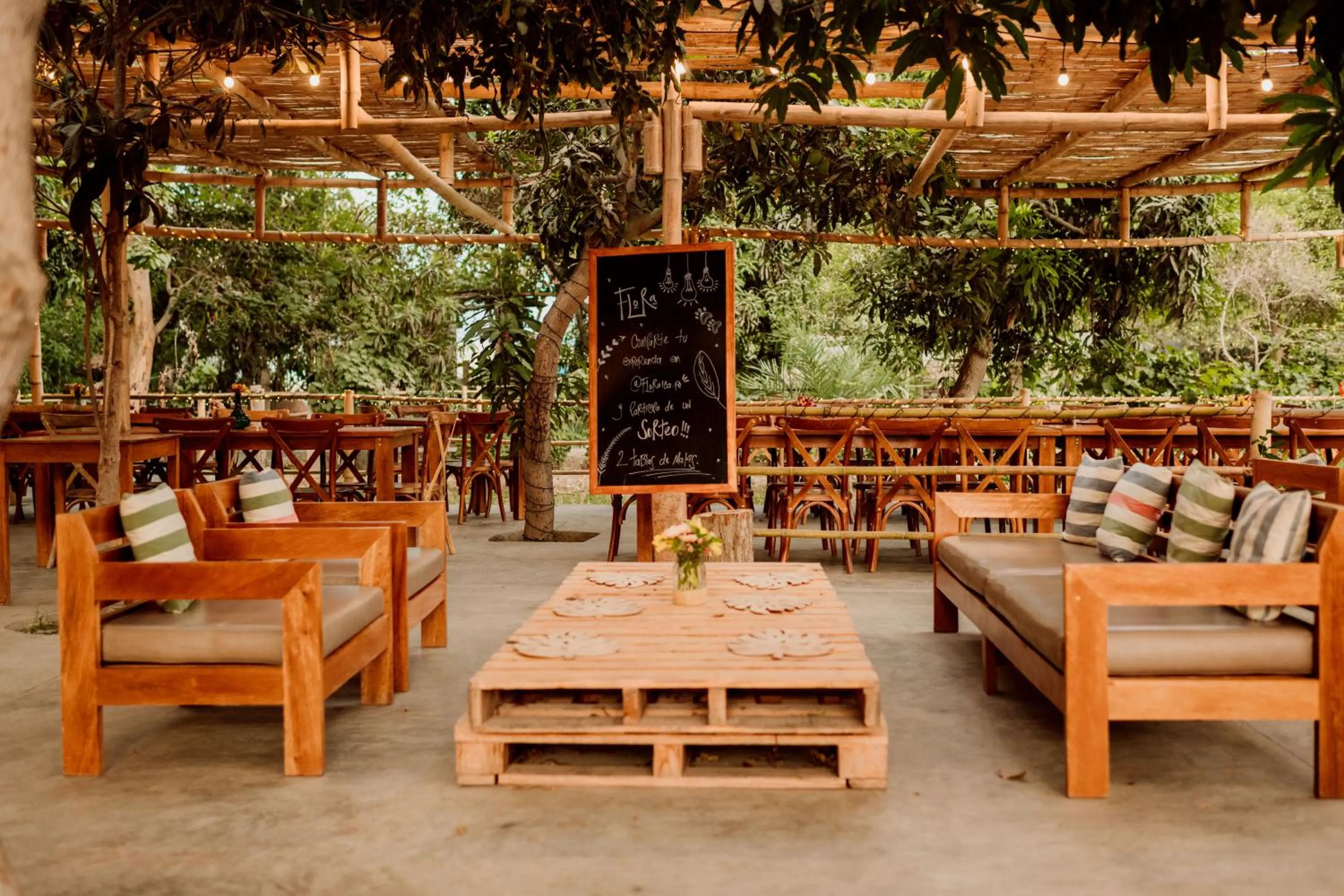 Restaurant/places to eat in Hotel Fundo El Arrabal