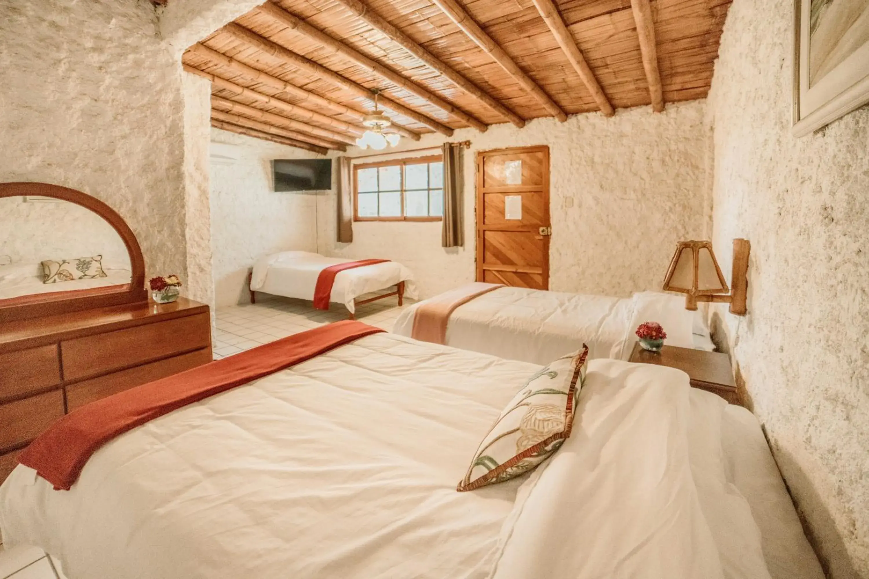 Family Room with Terrace in Hotel Fundo El Arrabal Family Room with Terrace in Hotel Fundo El Arrabal