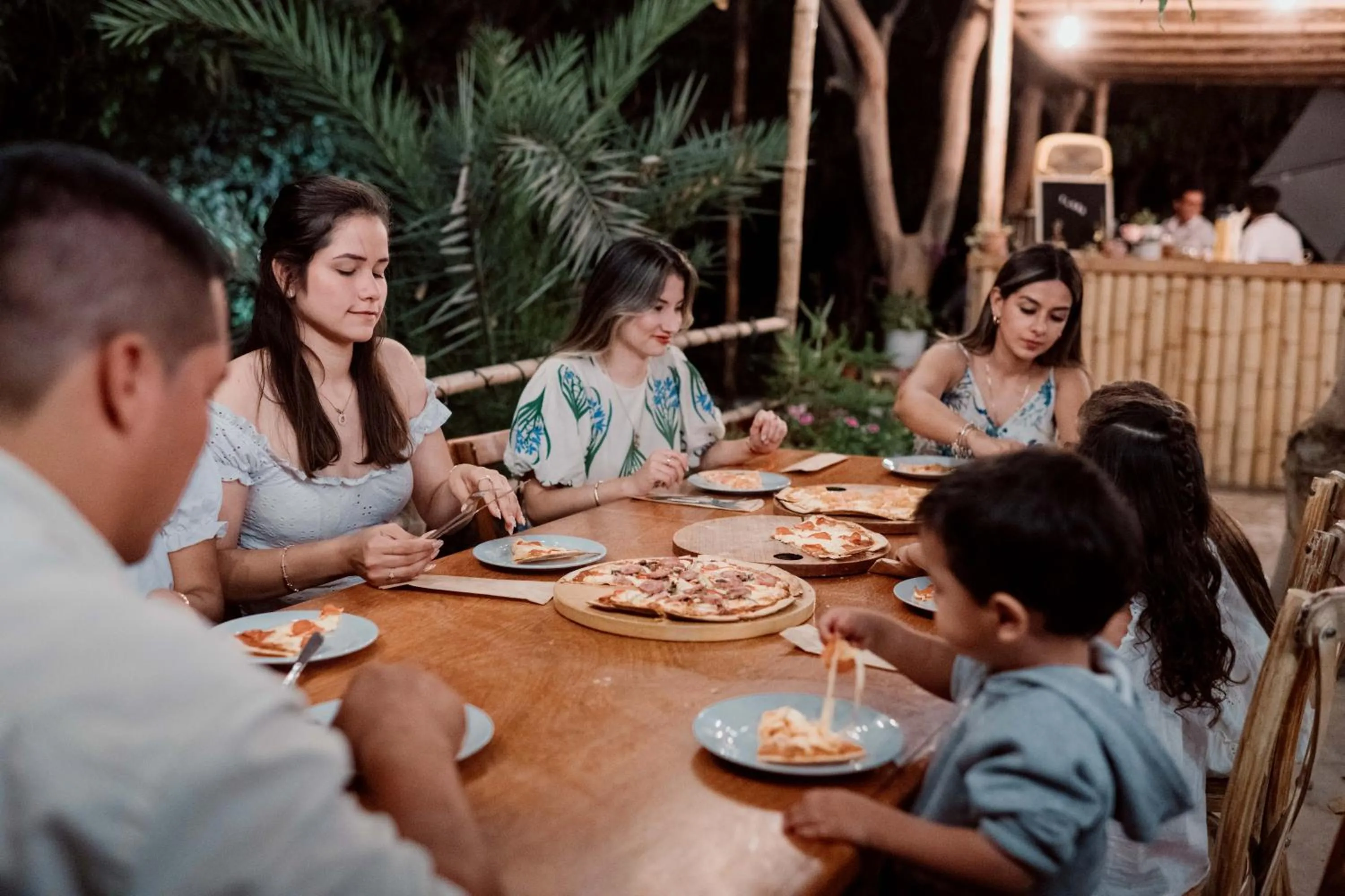 Restaurant/places to eat in Hotel Fundo El Arrabal
