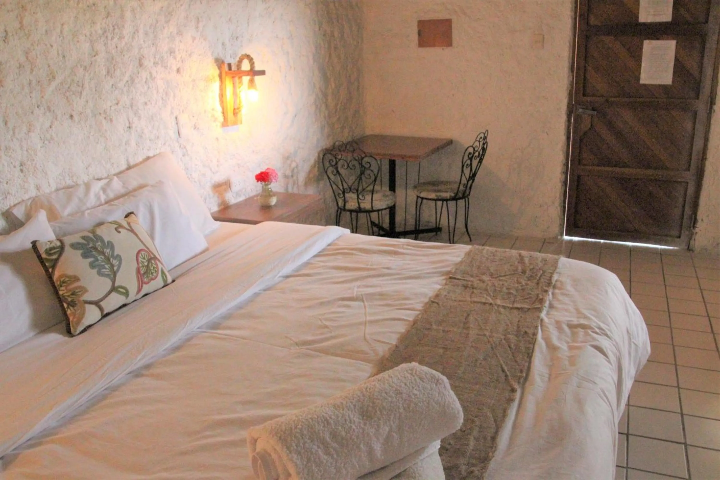 Decorative detail, Bed in Hotel Fundo El Arrabal