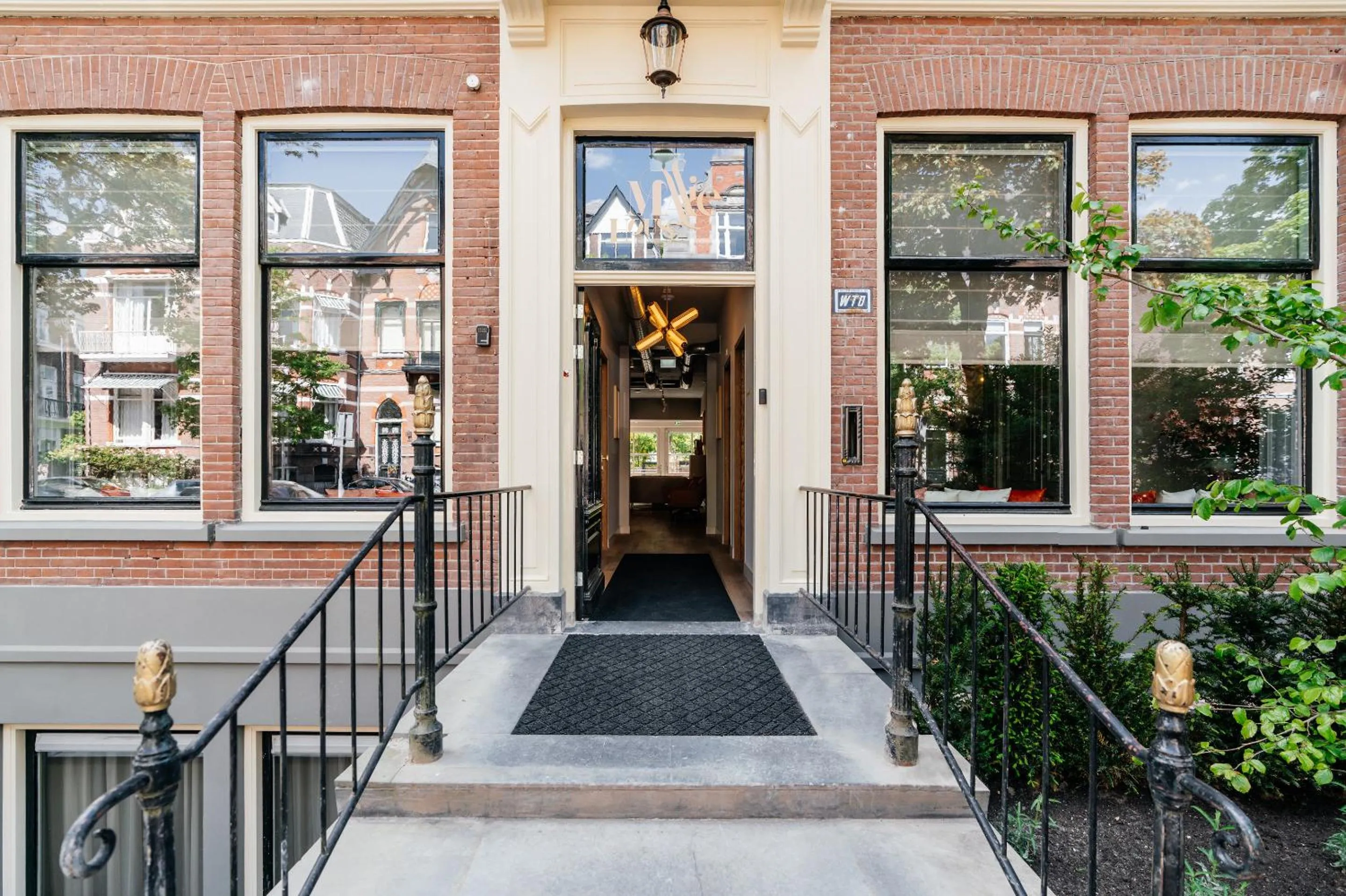 Facade/entrance in Boutique Hotel Malie House