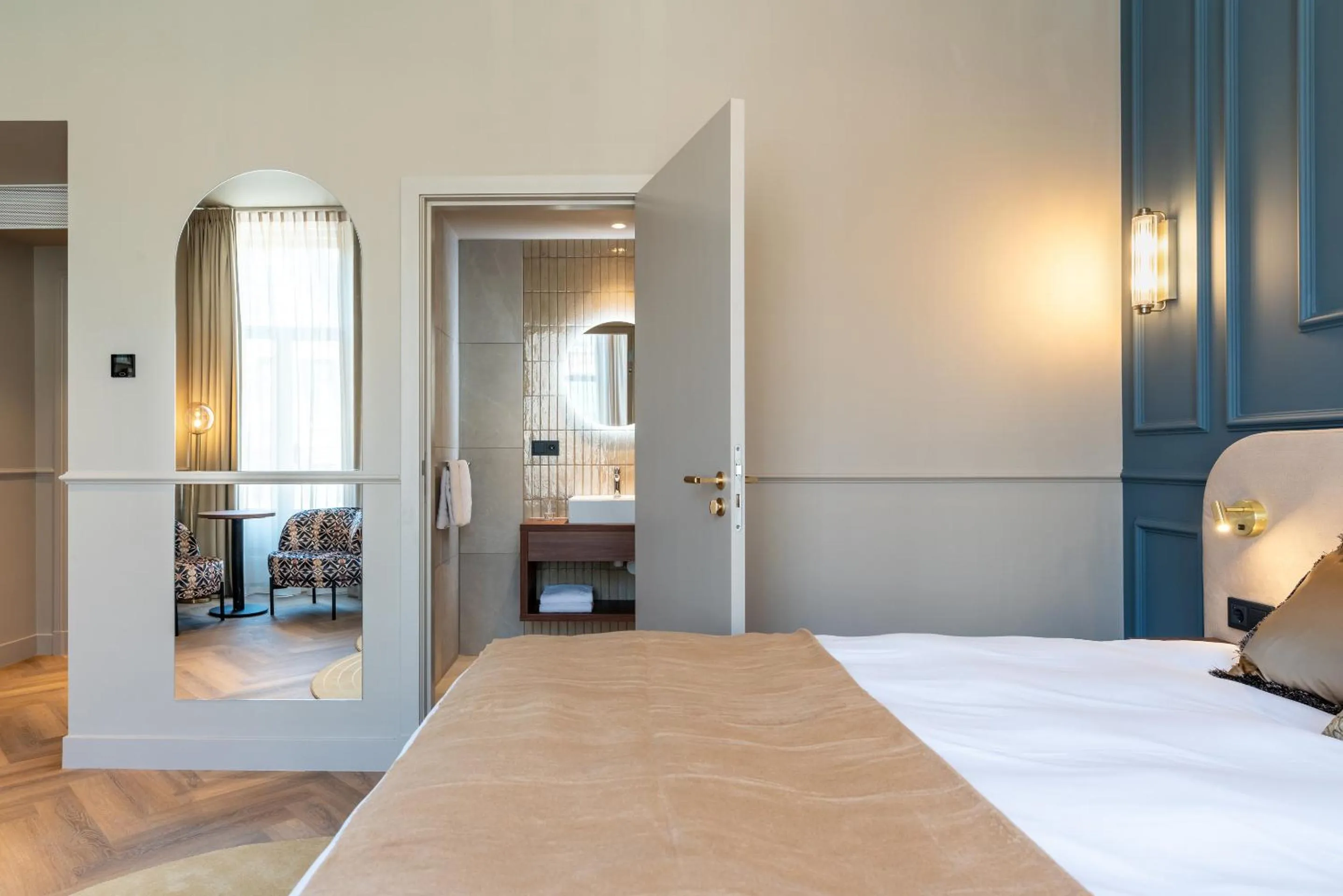 Bathroom, Bed in Boutique Hotel Malie House