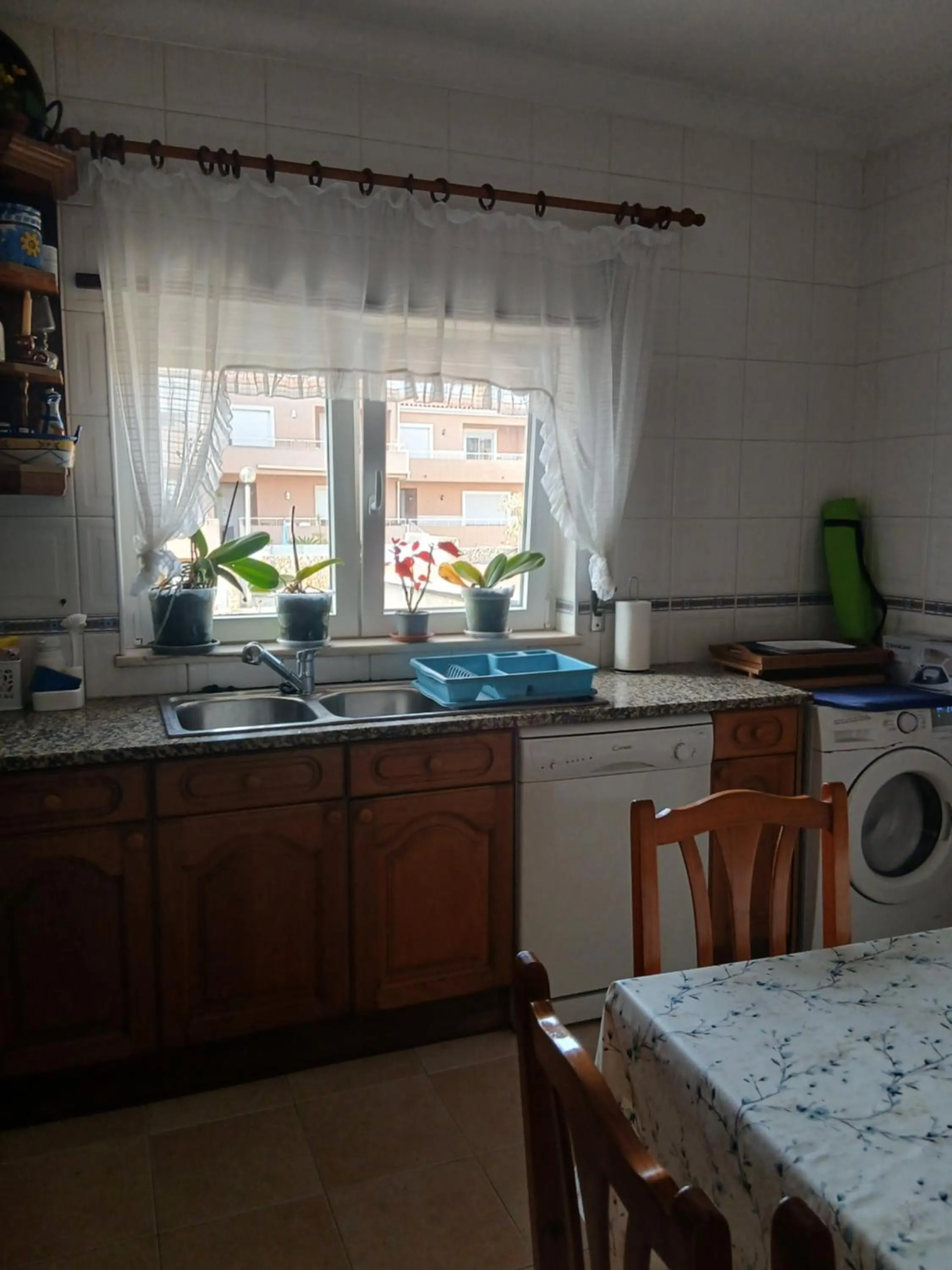 Kitchen or kitchenette in Casa Afonso