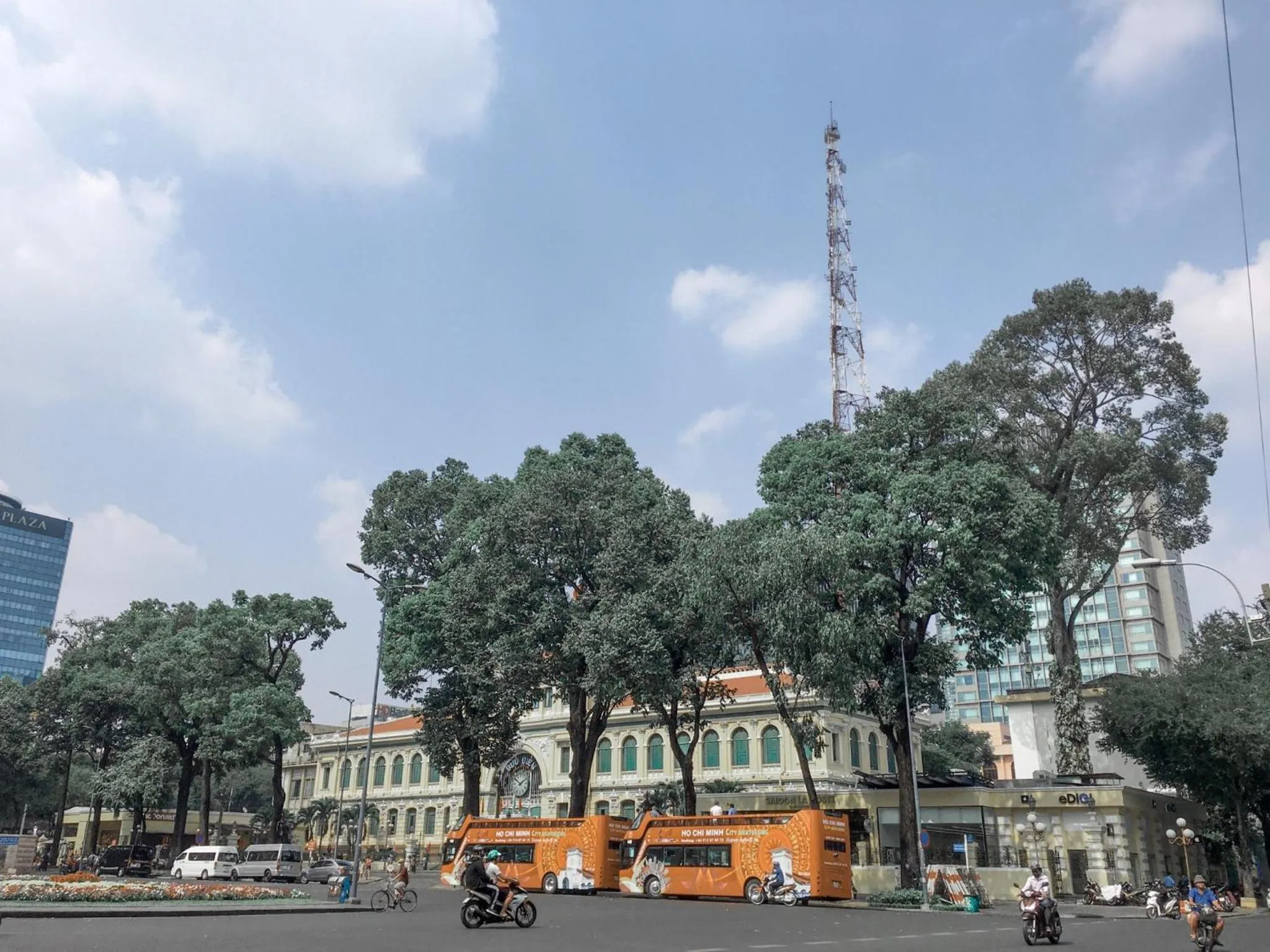 Nearby landmark in Tahami Hotel Thu Duc