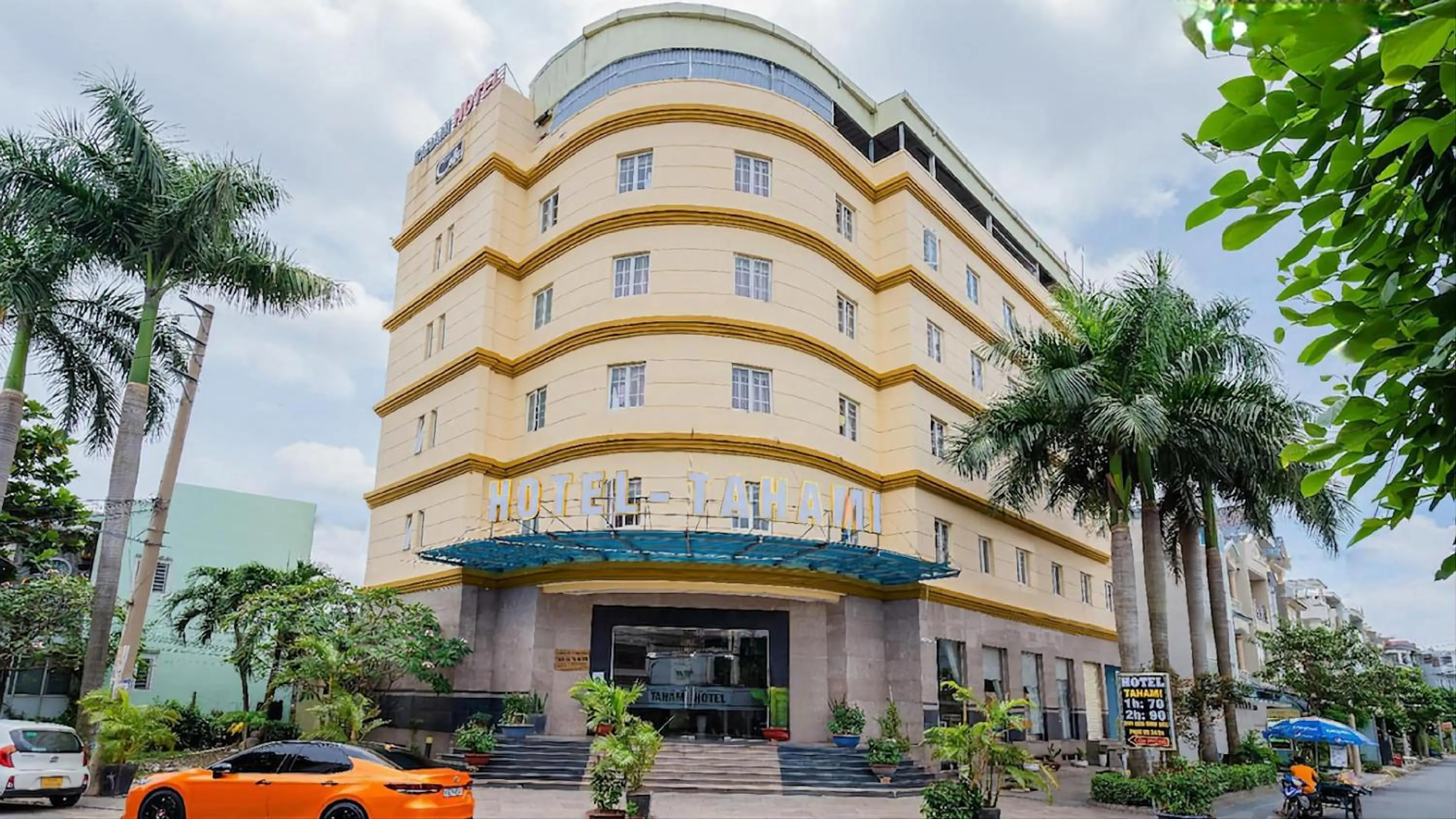 Property building in Tahami Hotel Thu Duc