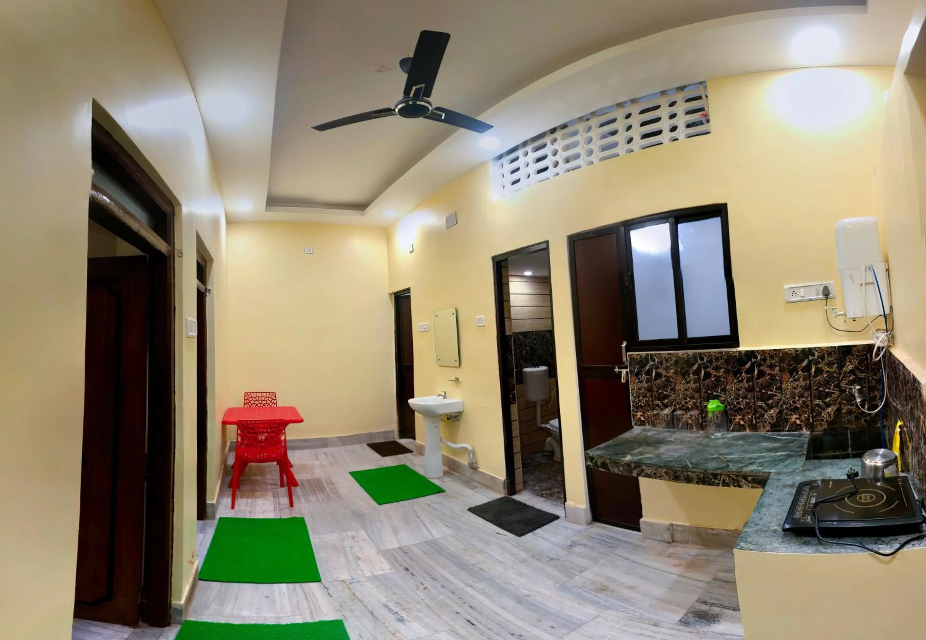 Living room in Bobby Premium Residency 350m from Jagannath temple