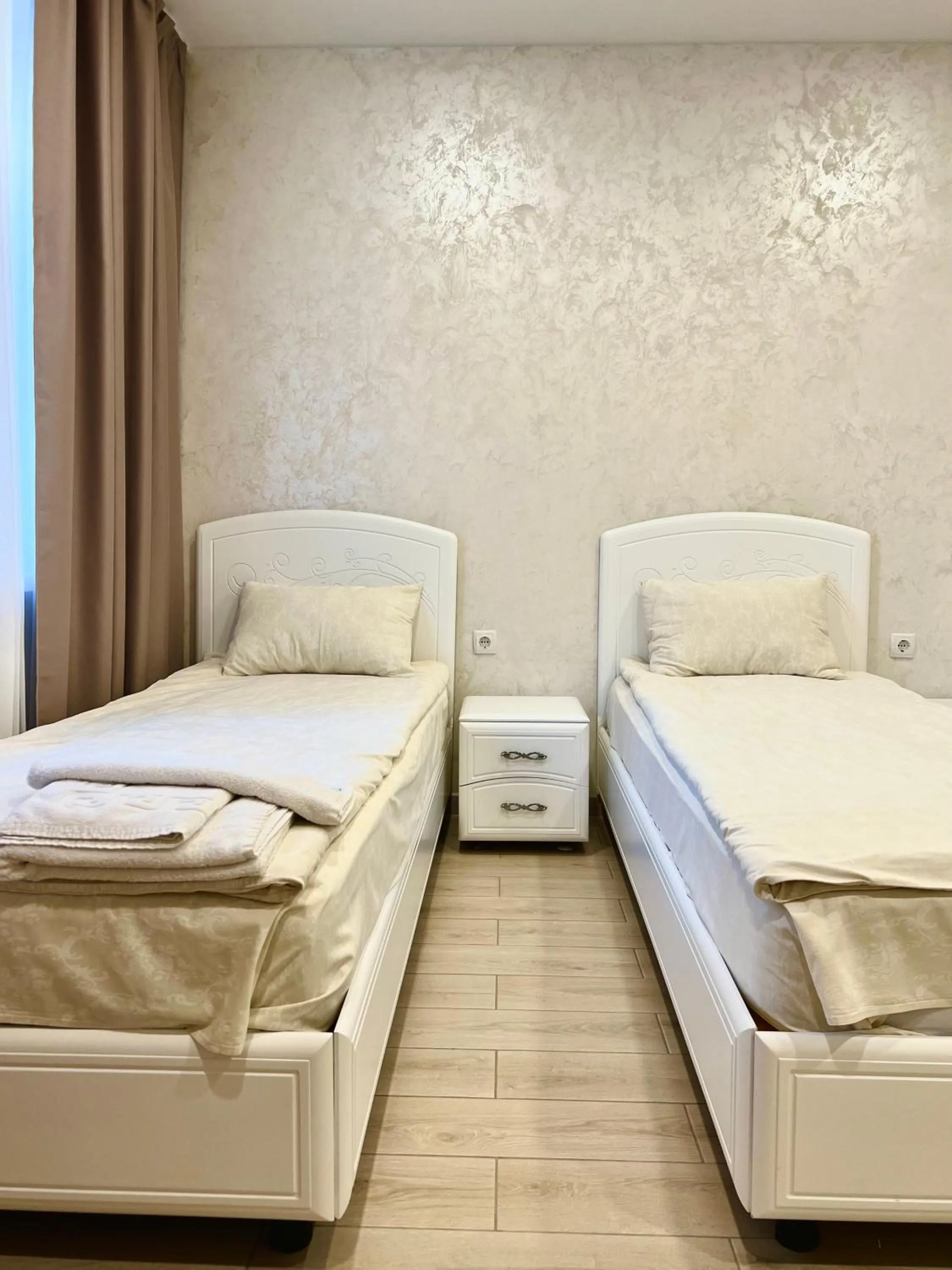 Bedroom, Bed in Hotel Lime