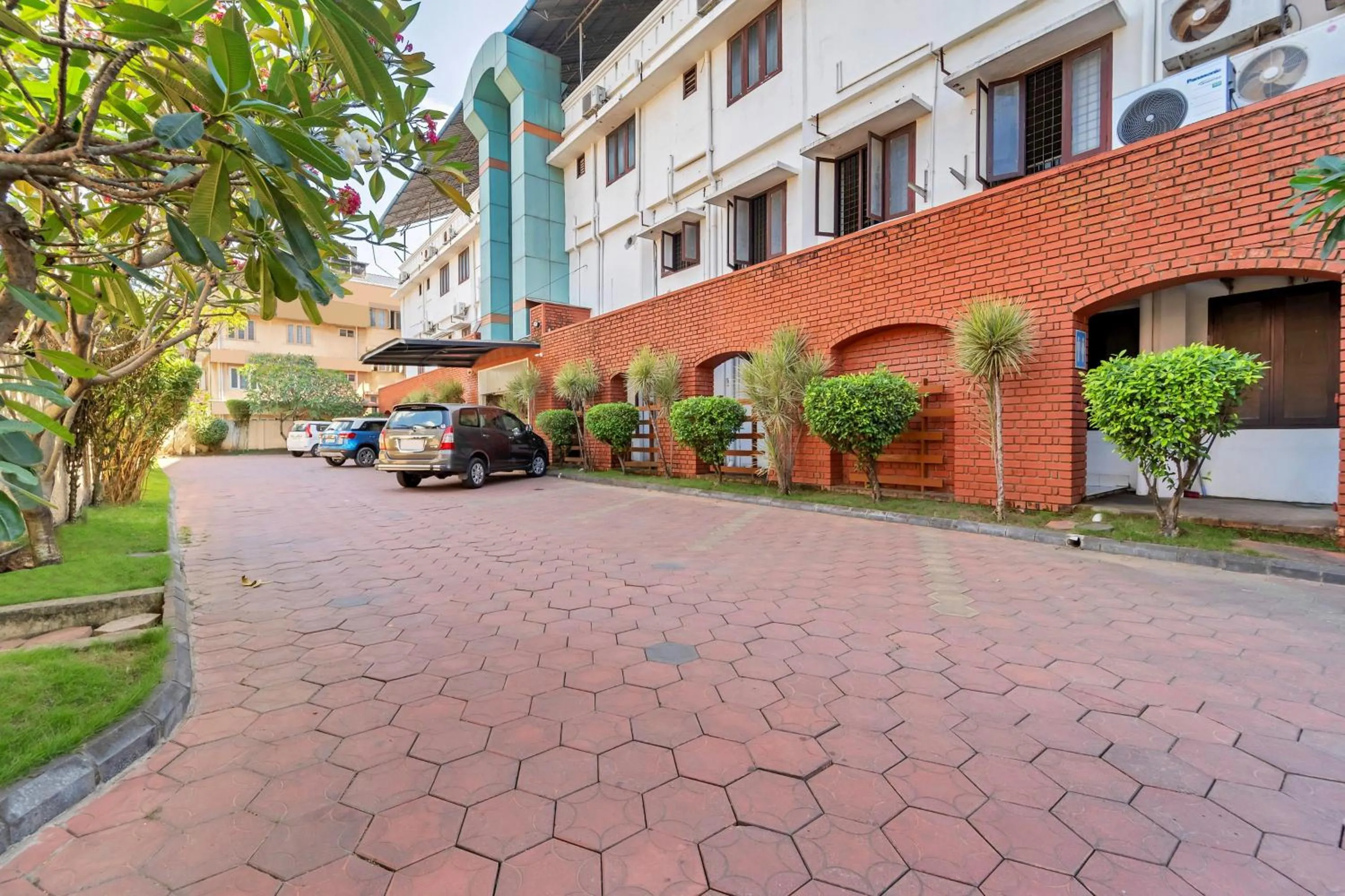 Parking in Treebo Adrak