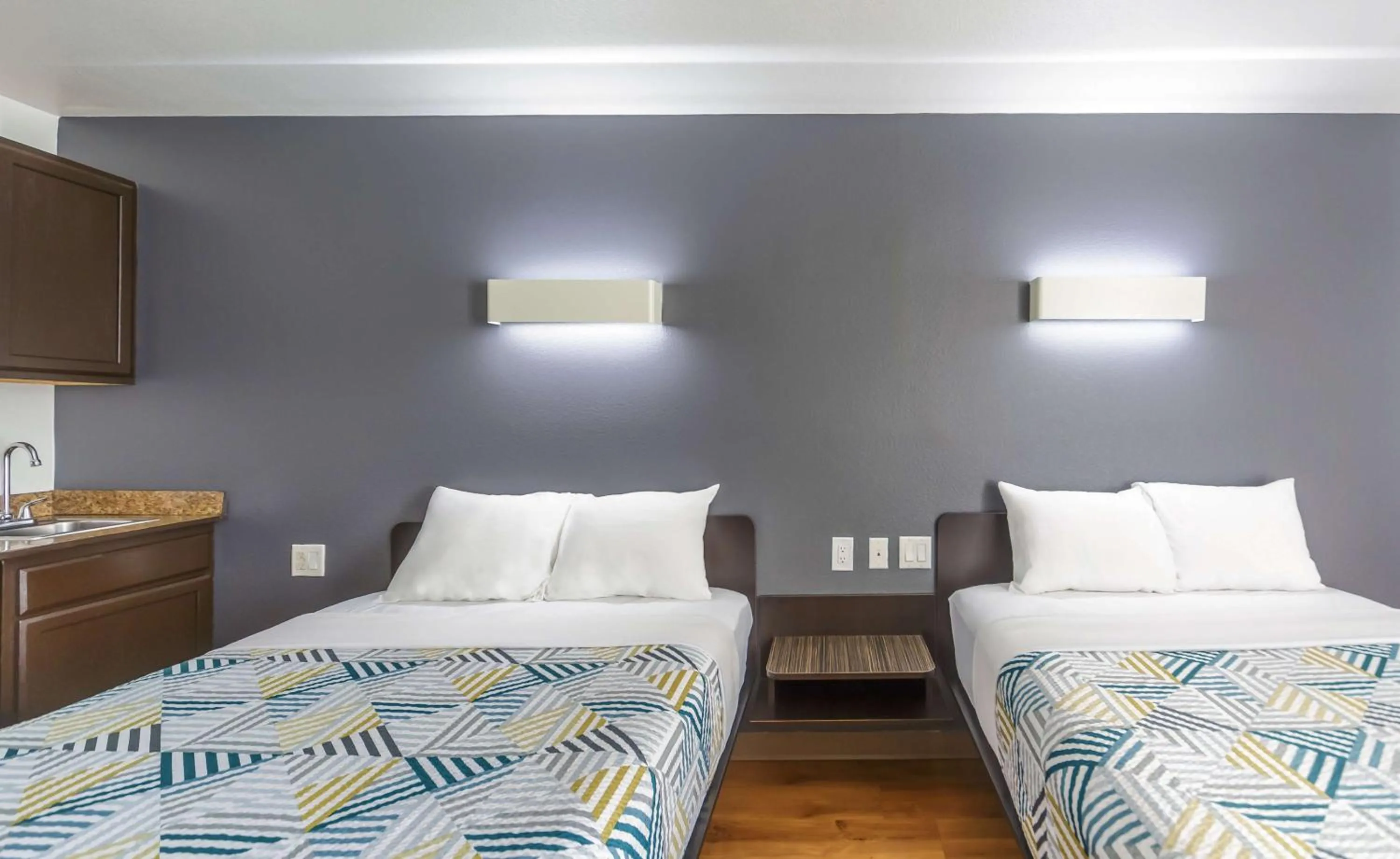 Bedroom, Bed in Motel 6-Laredo, TX - Airport