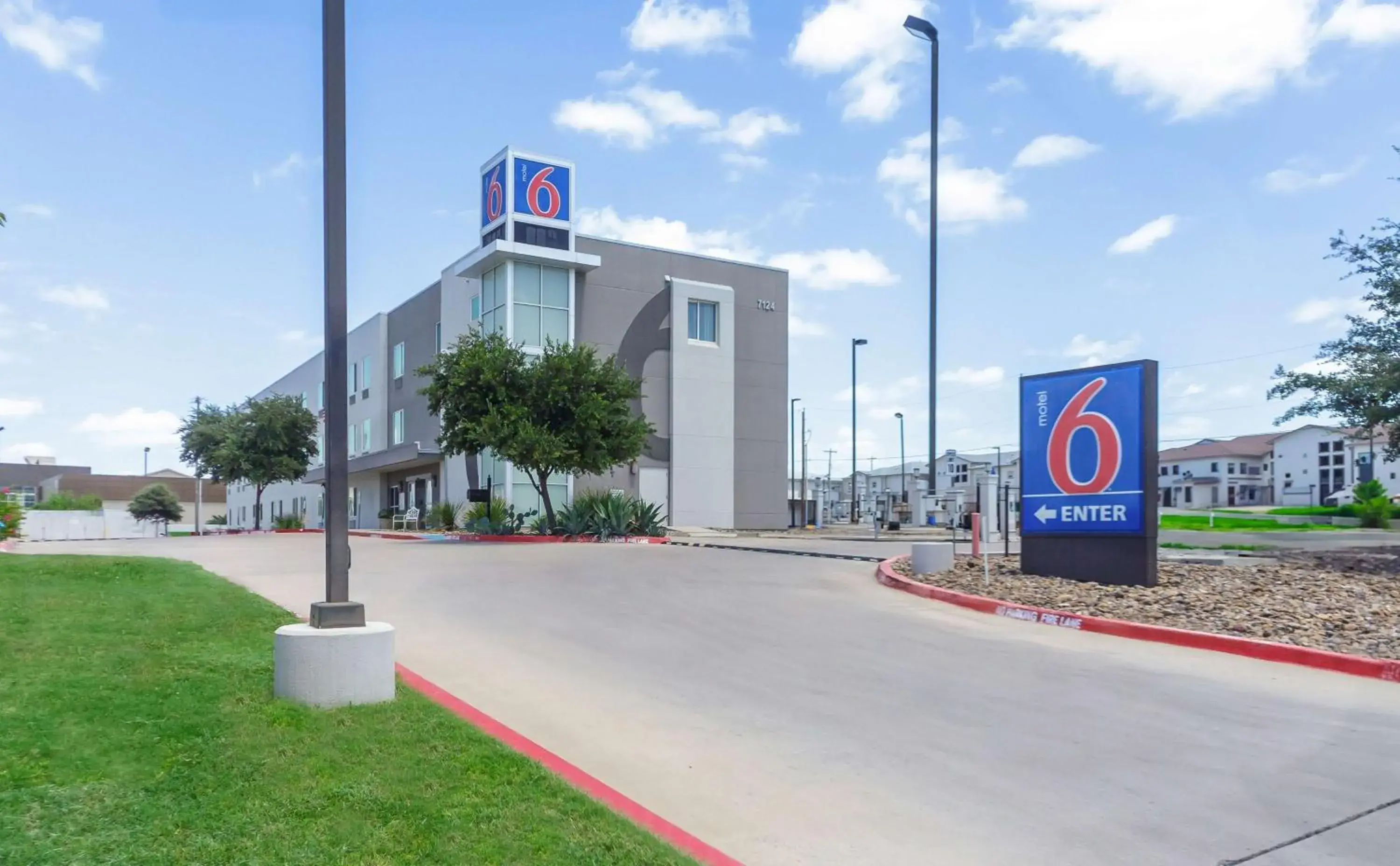 Property building in Motel 6-Laredo, TX - Airport Property building in Motel 6-Laredo, TX - Airport