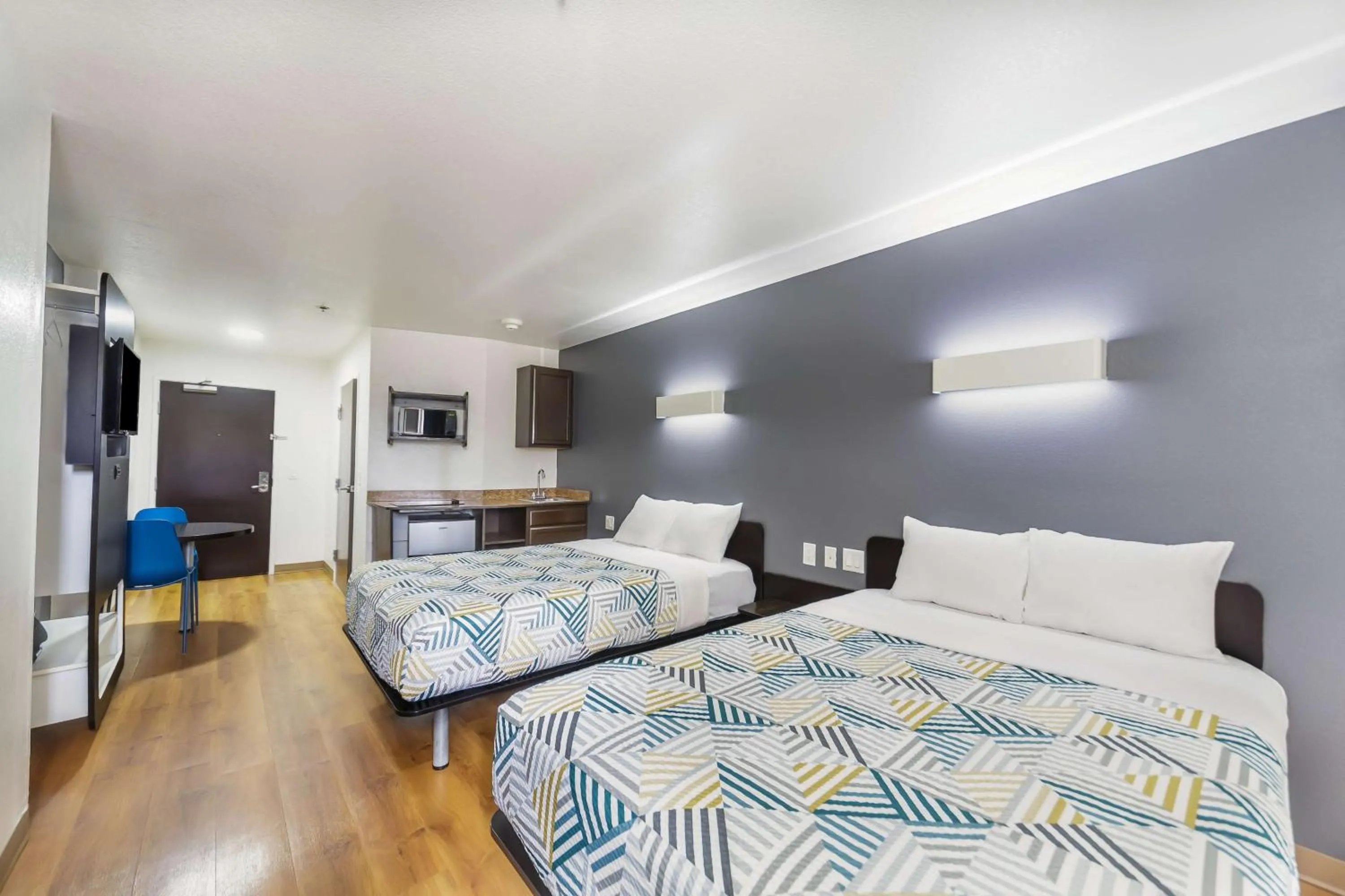 Bedroom, Bed in Motel 6-Laredo, TX - Airport