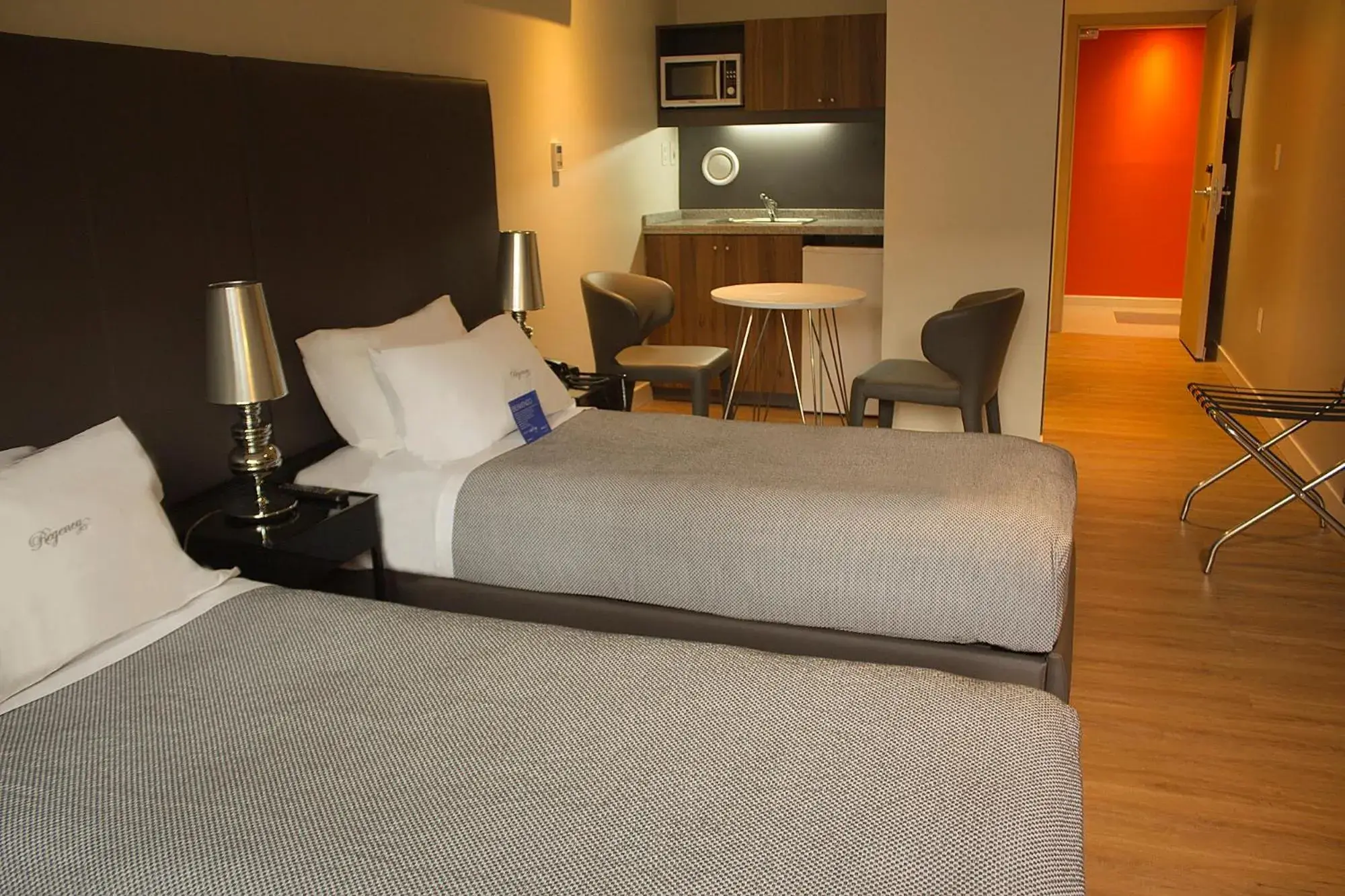 Photo of the whole room, Bed in Regency Way Montevideo Hotel Photo of the whole room, Bed in Regency Way Montevideo Hotel