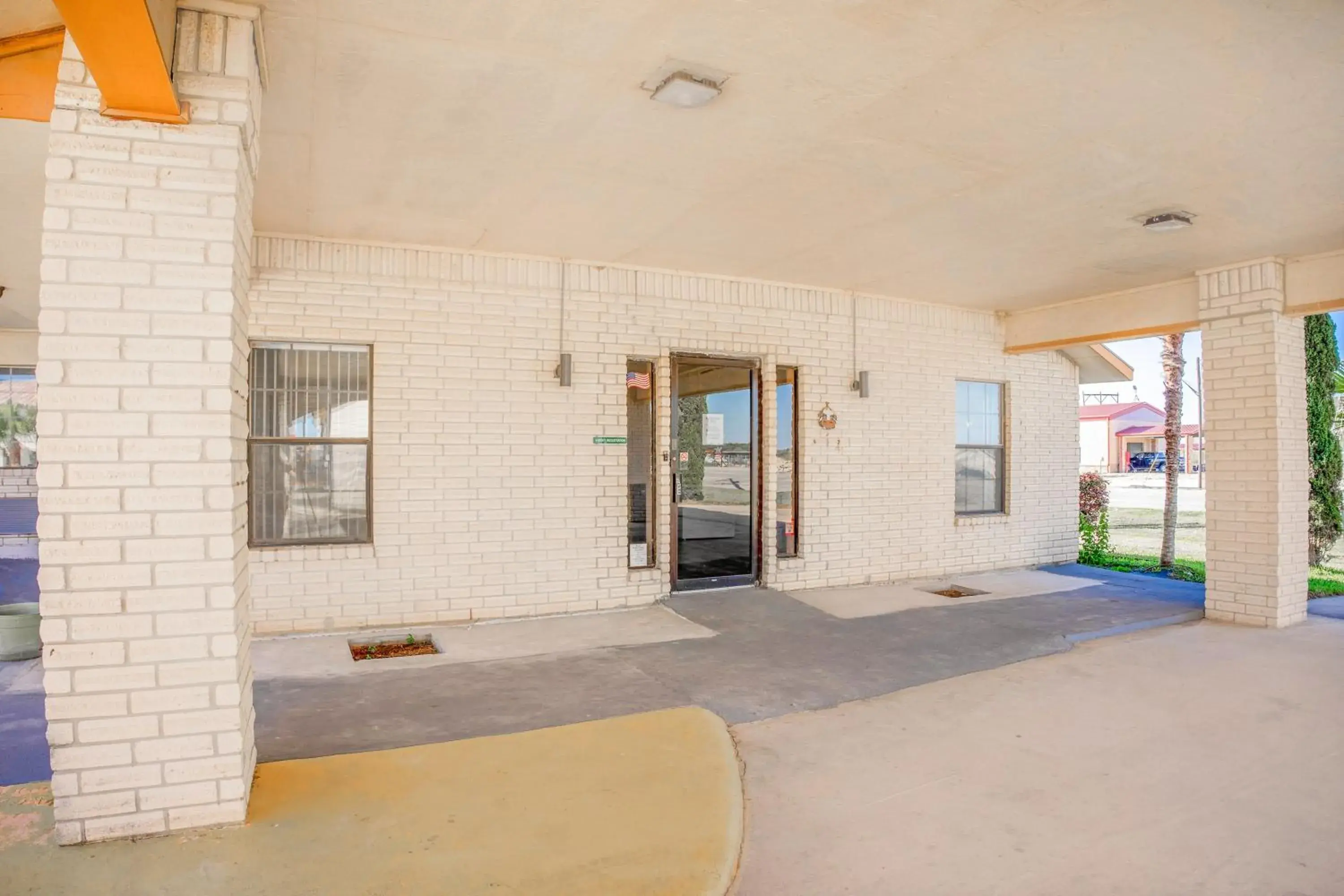 Lobby or reception in Pleasanton Executive Inn By OYO Lobby or reception in Pleasanton Executive Inn By OYO