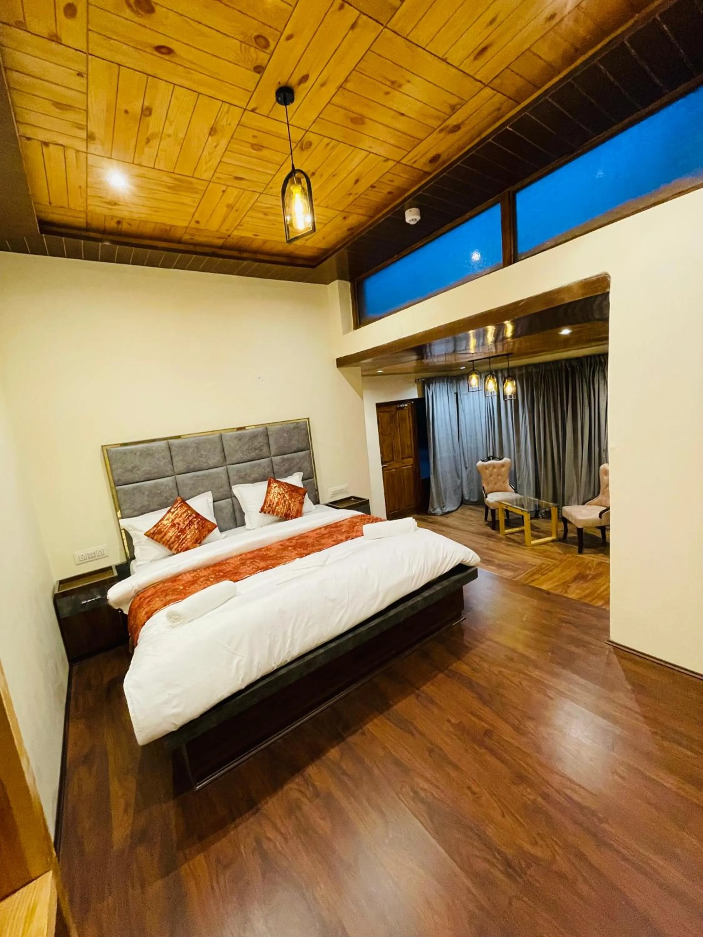 Bed in Thiksay Organic Resort and Retreat