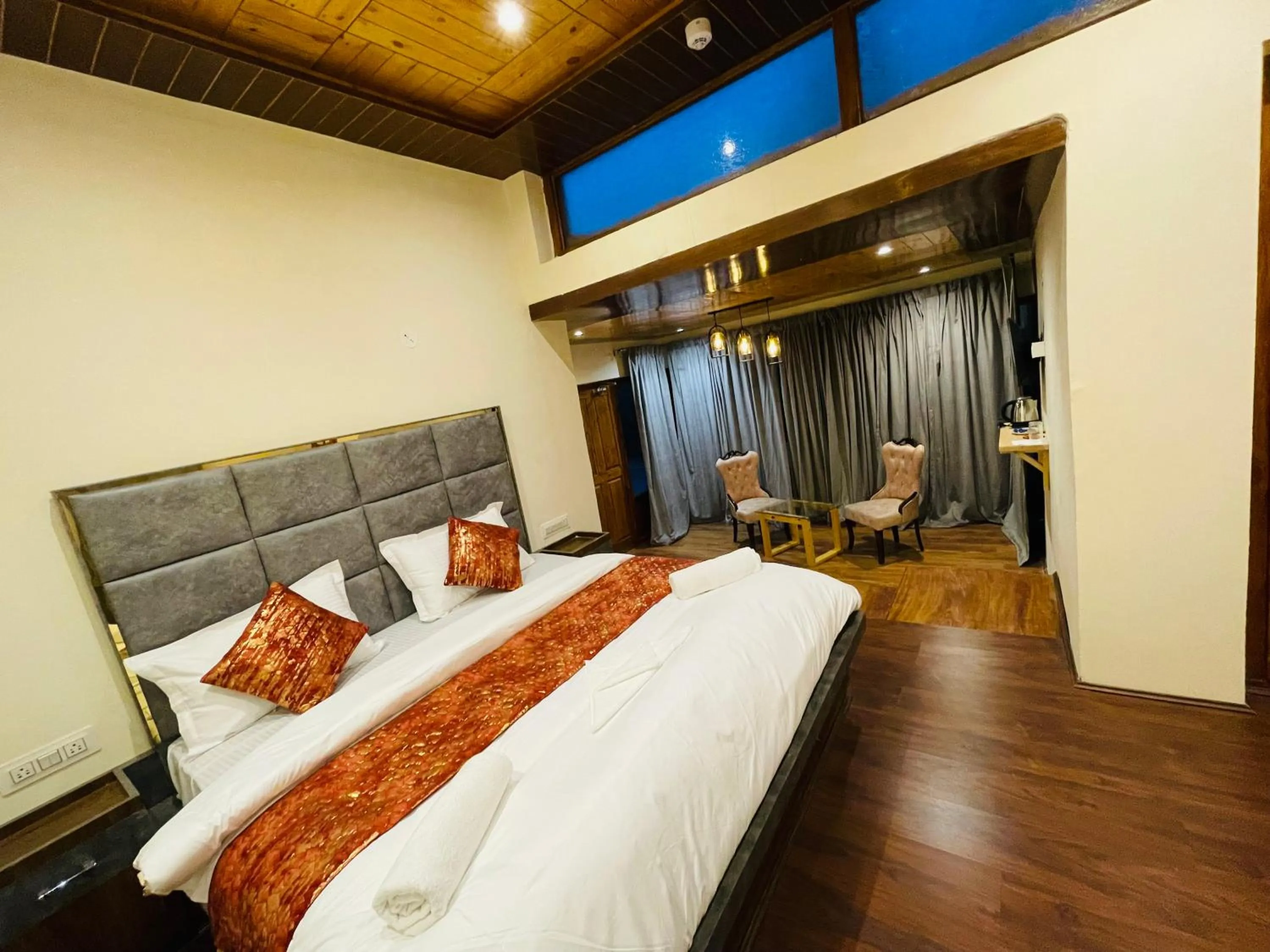 Bed in Thiksay Organic Resort and Retreat