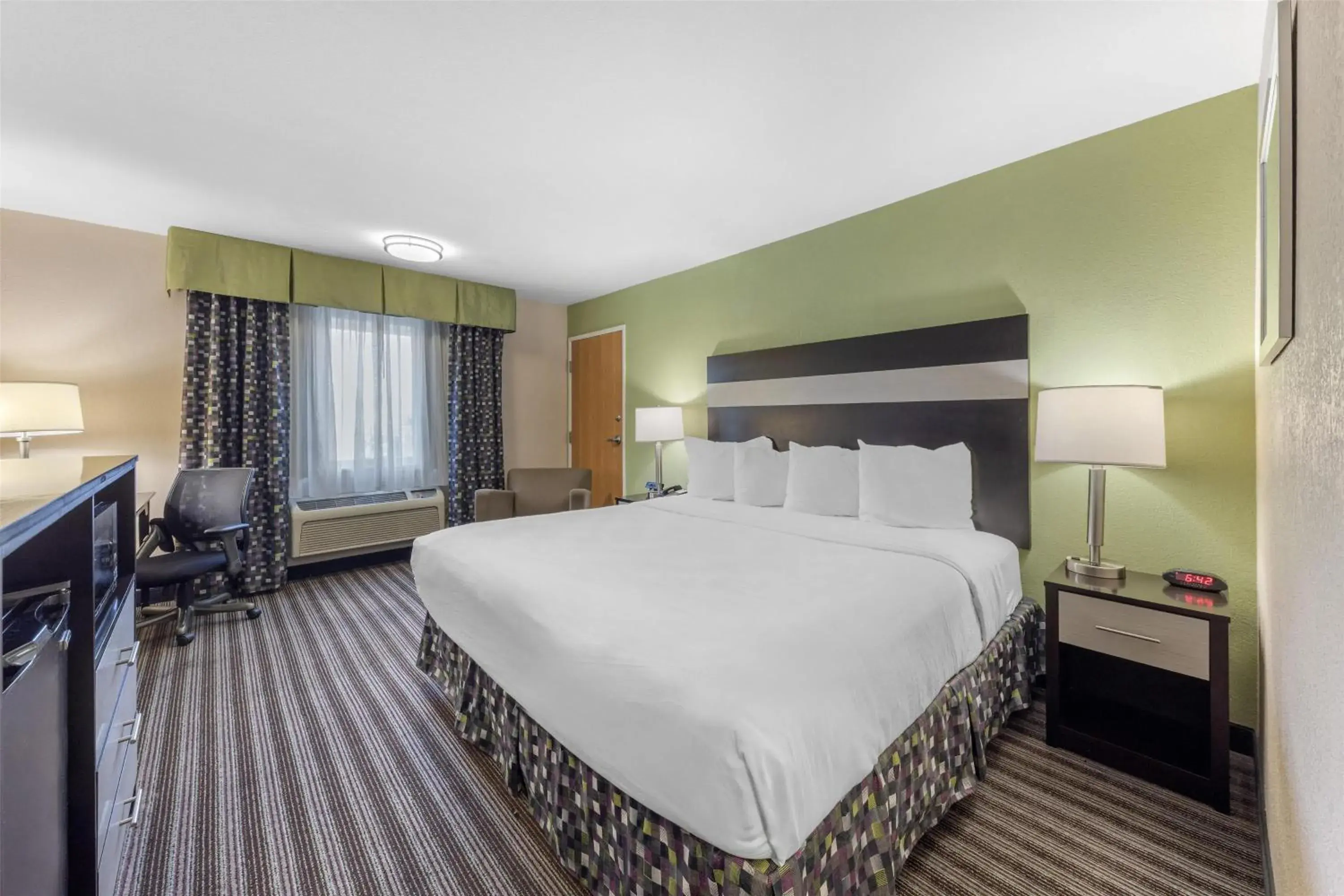 Bedroom, Bed in Best Western Borger Inn Bedroom, Bed in Best Western Borger Inn