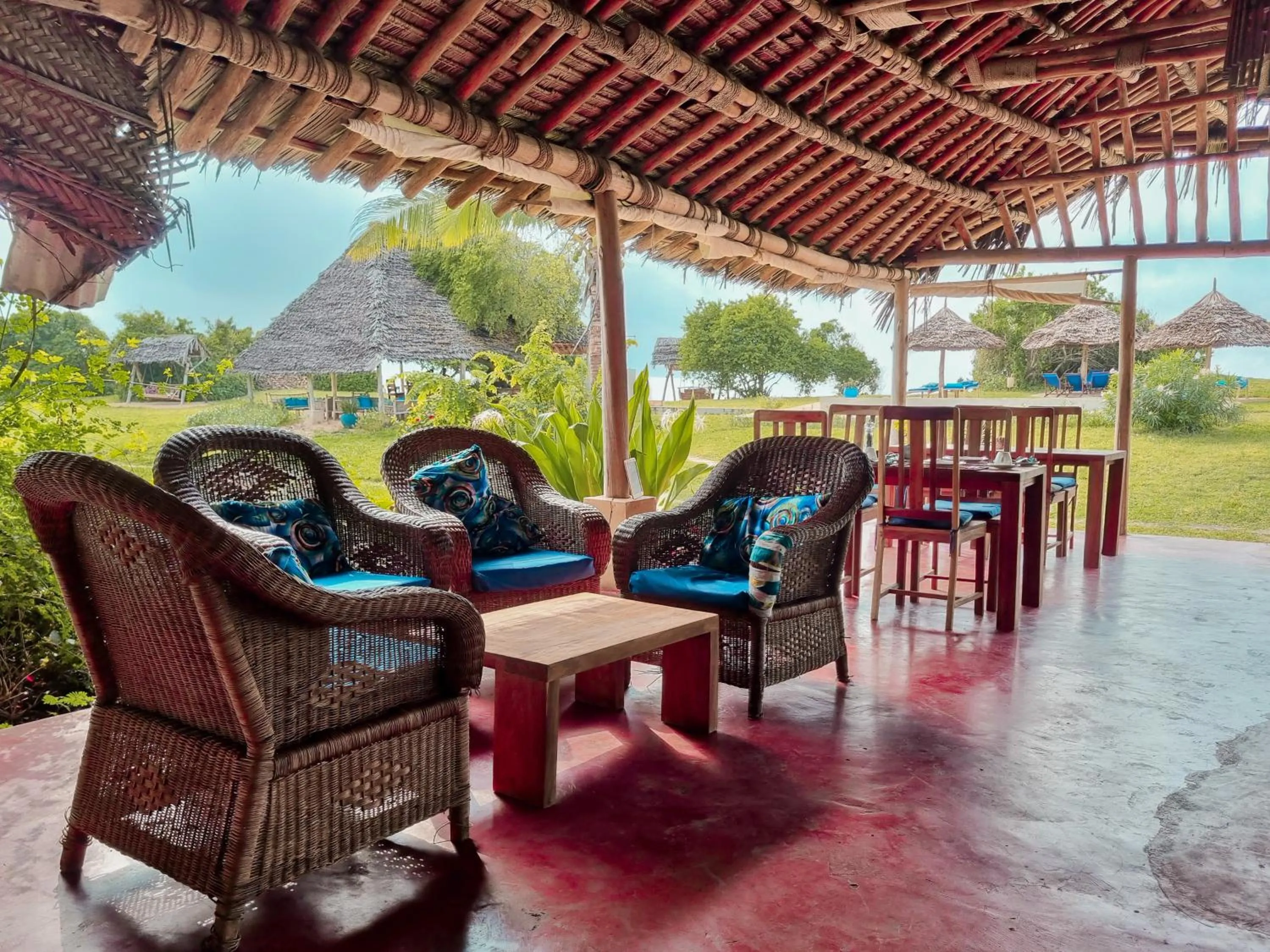 Pangani Cliffs Lodge