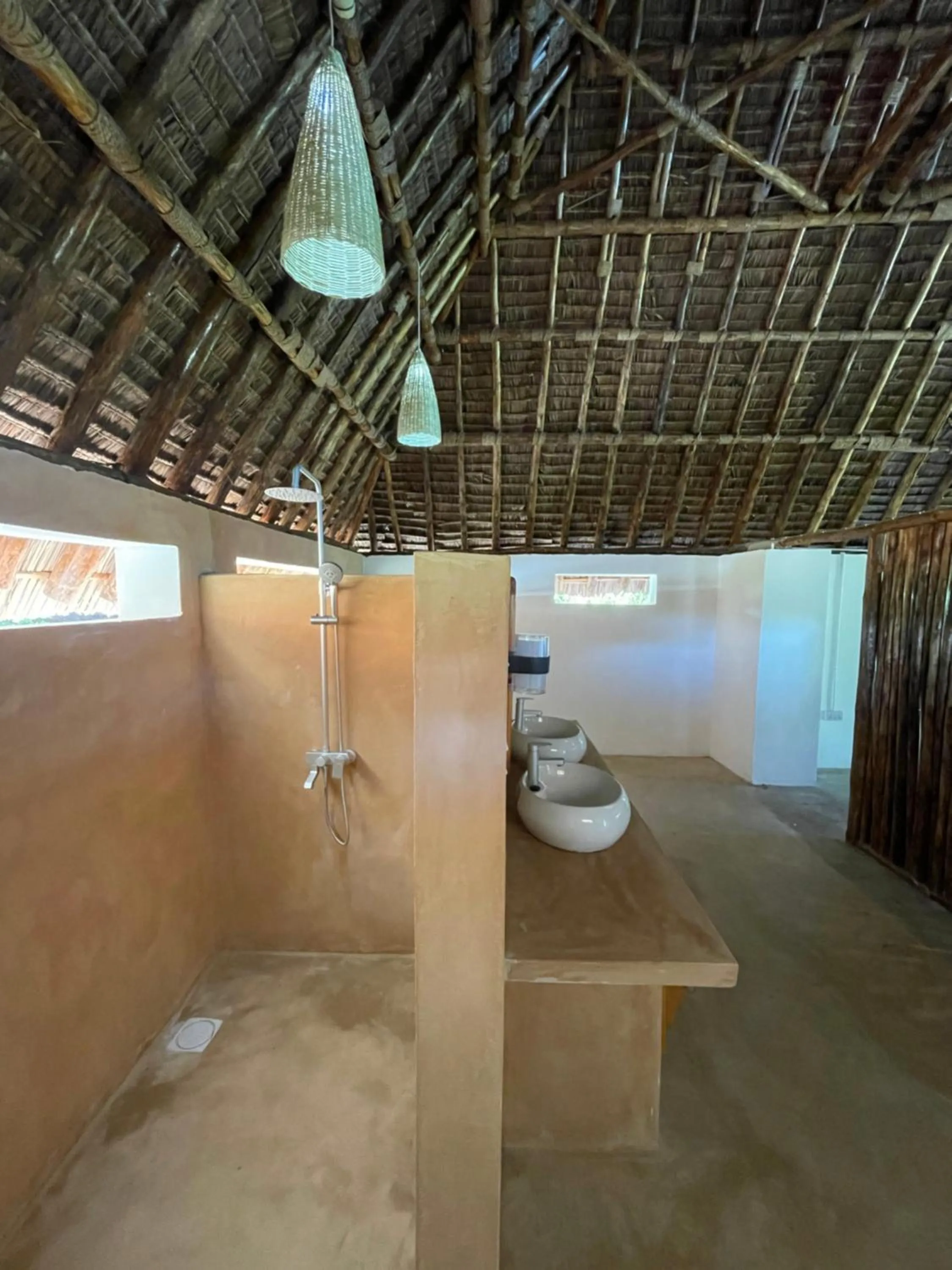 Bathroom in Pangani Cliffs Lodge